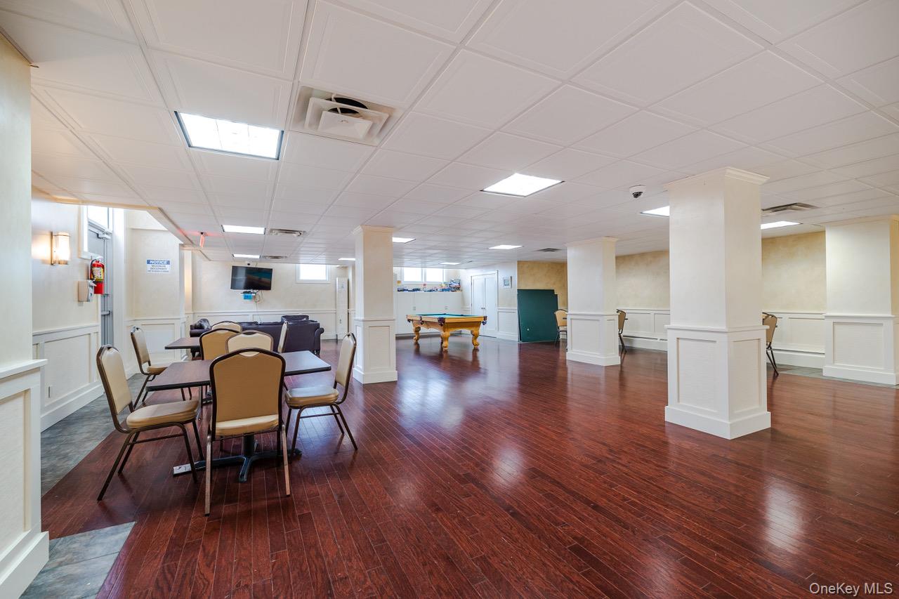 430 Shore Road # 5C, Long Beach, NY 11561