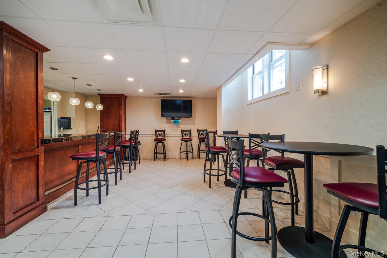 430 Shore Road # 5C, Long Beach, NY 11561