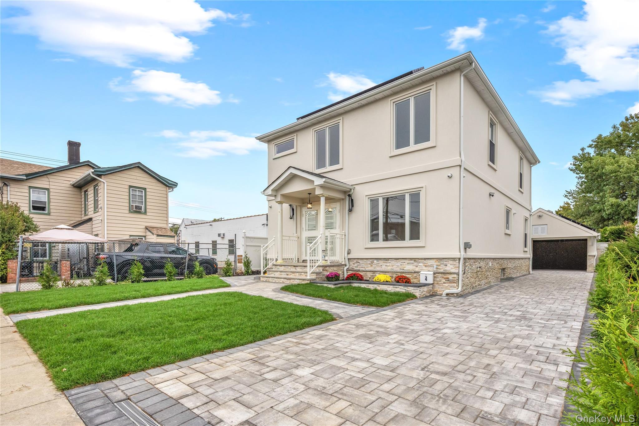 4 S 11th Street, New Hyde Park, NY 11040