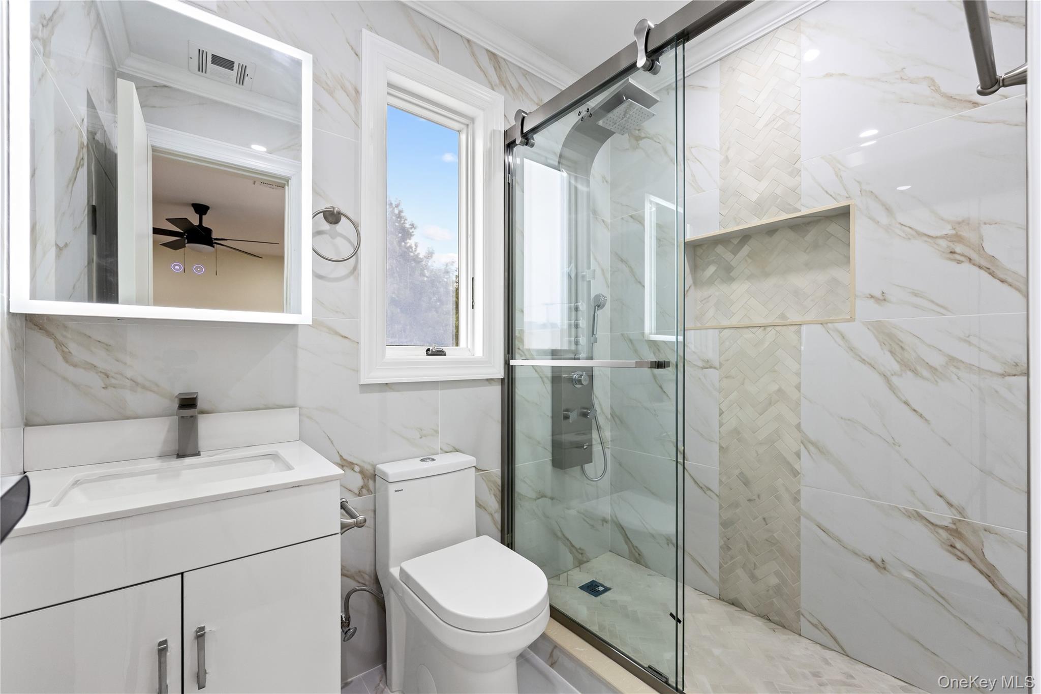 4 S 11th Street, New Hyde Park, NY 11040