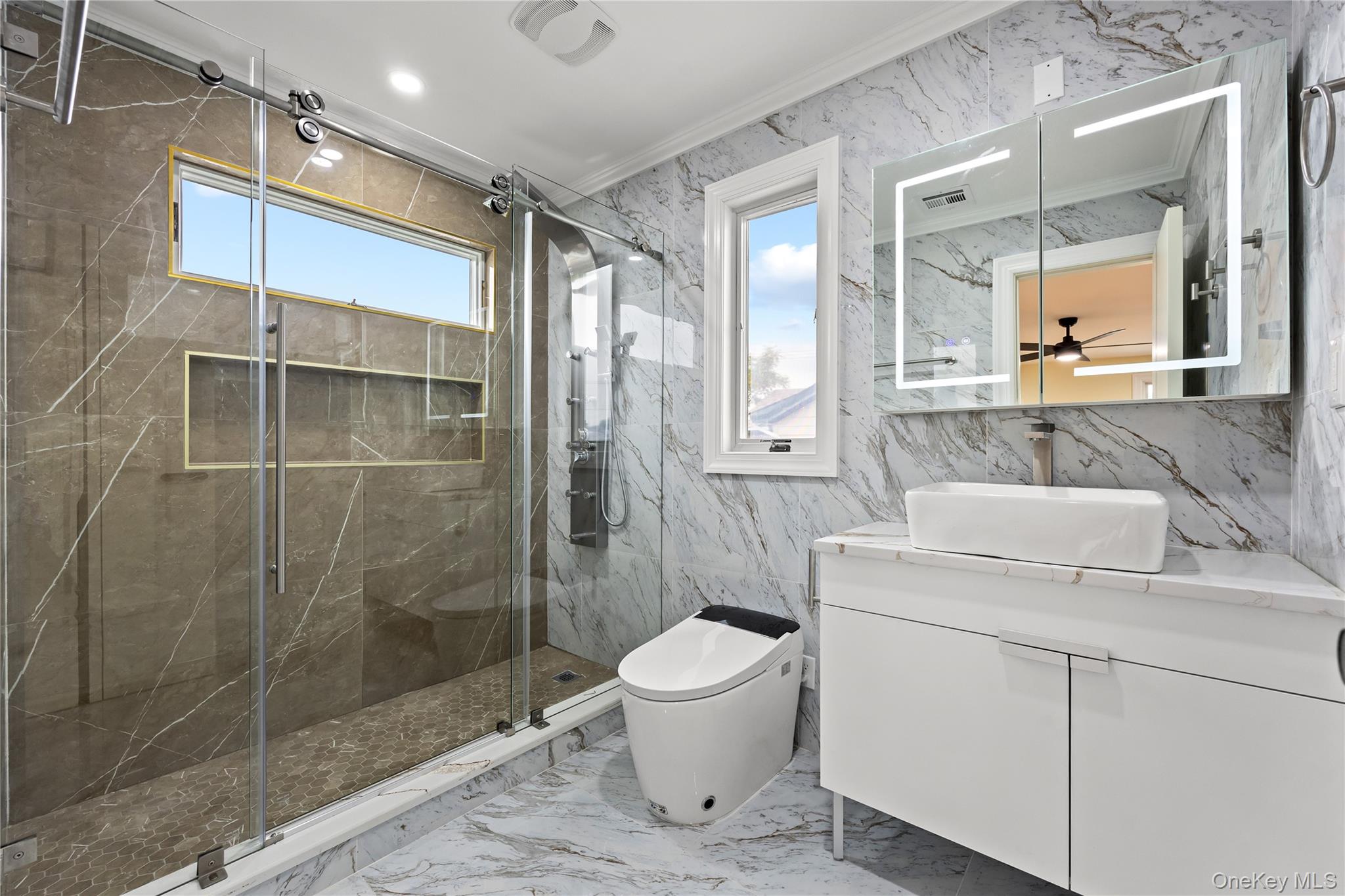 4 S 11th Street, New Hyde Park, NY 11040