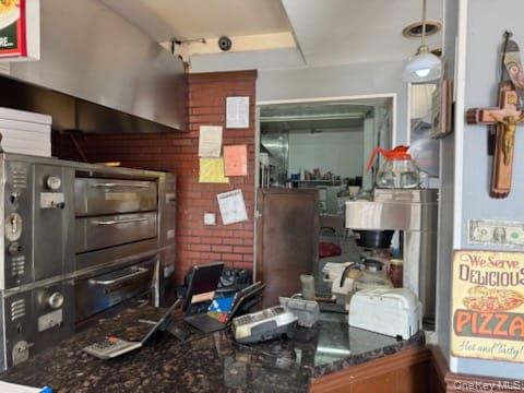 95-15 Northern Boulevard, Jackson Heights, NY 11372