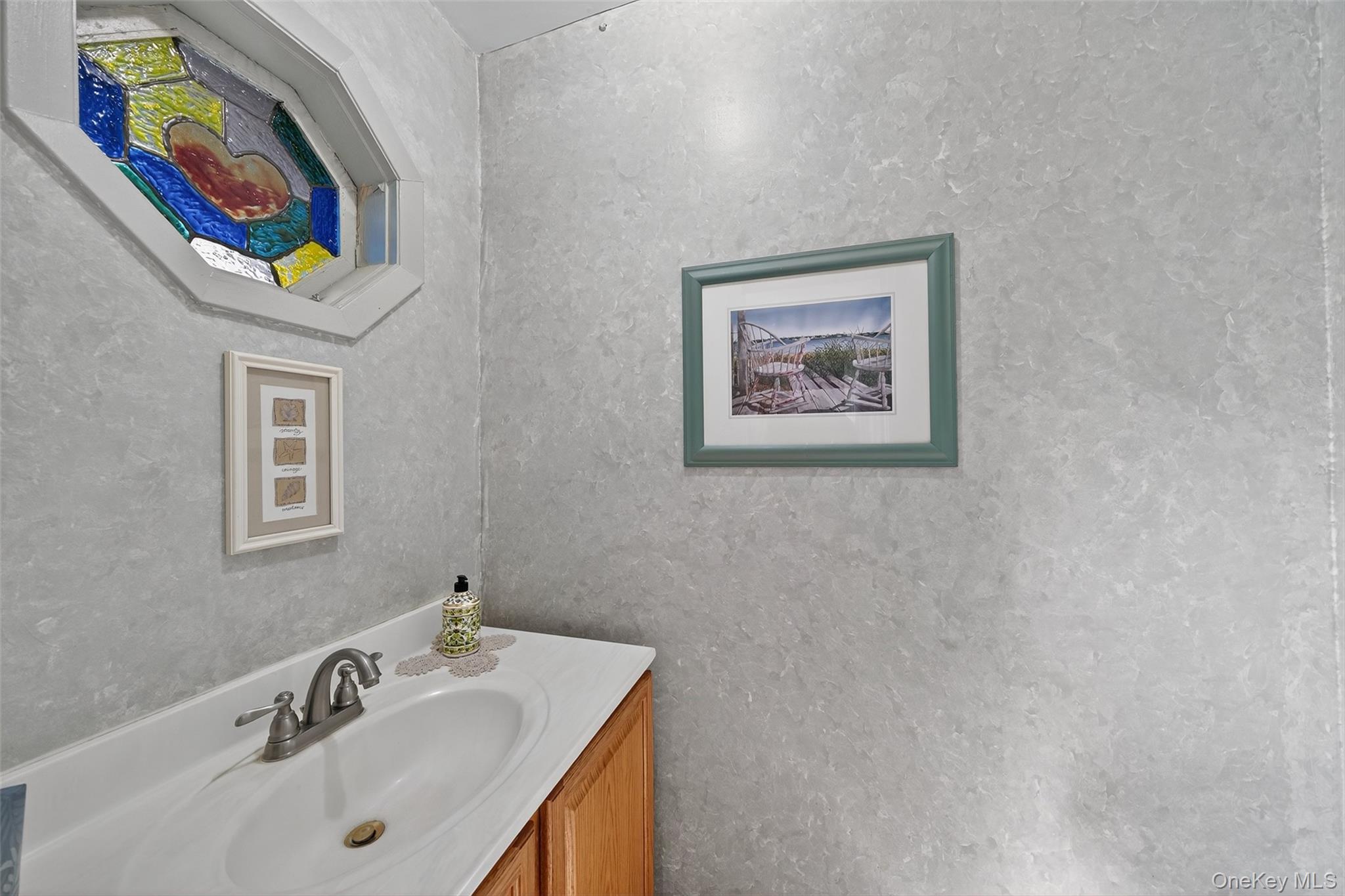 29 Red Barn Lane, Middletown, NY 10940