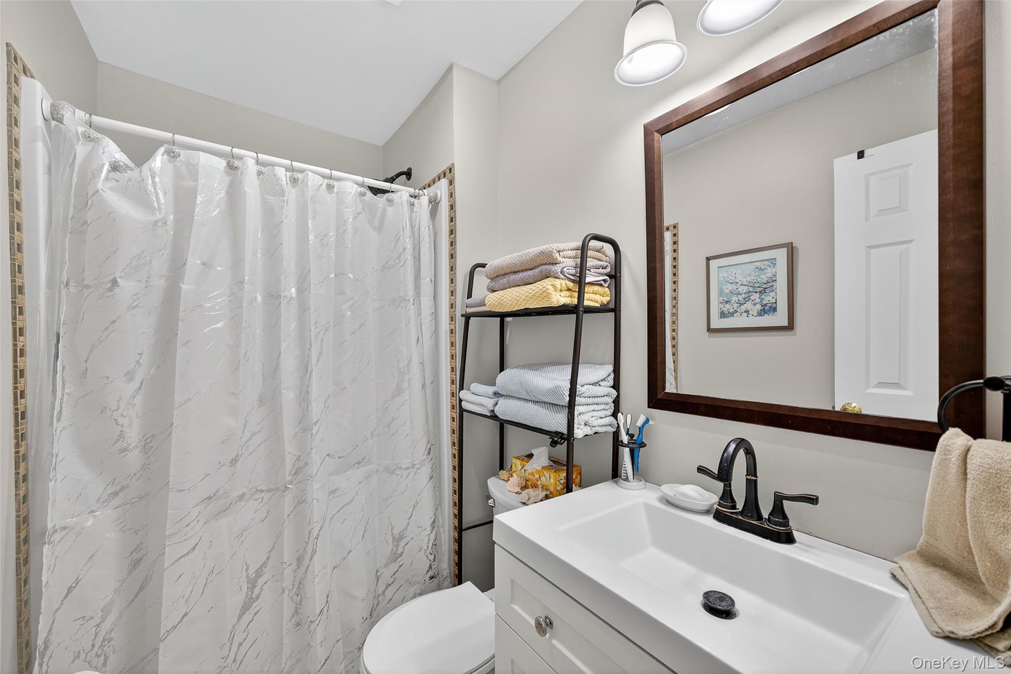 29 Red Barn Lane, Middletown, NY 10940