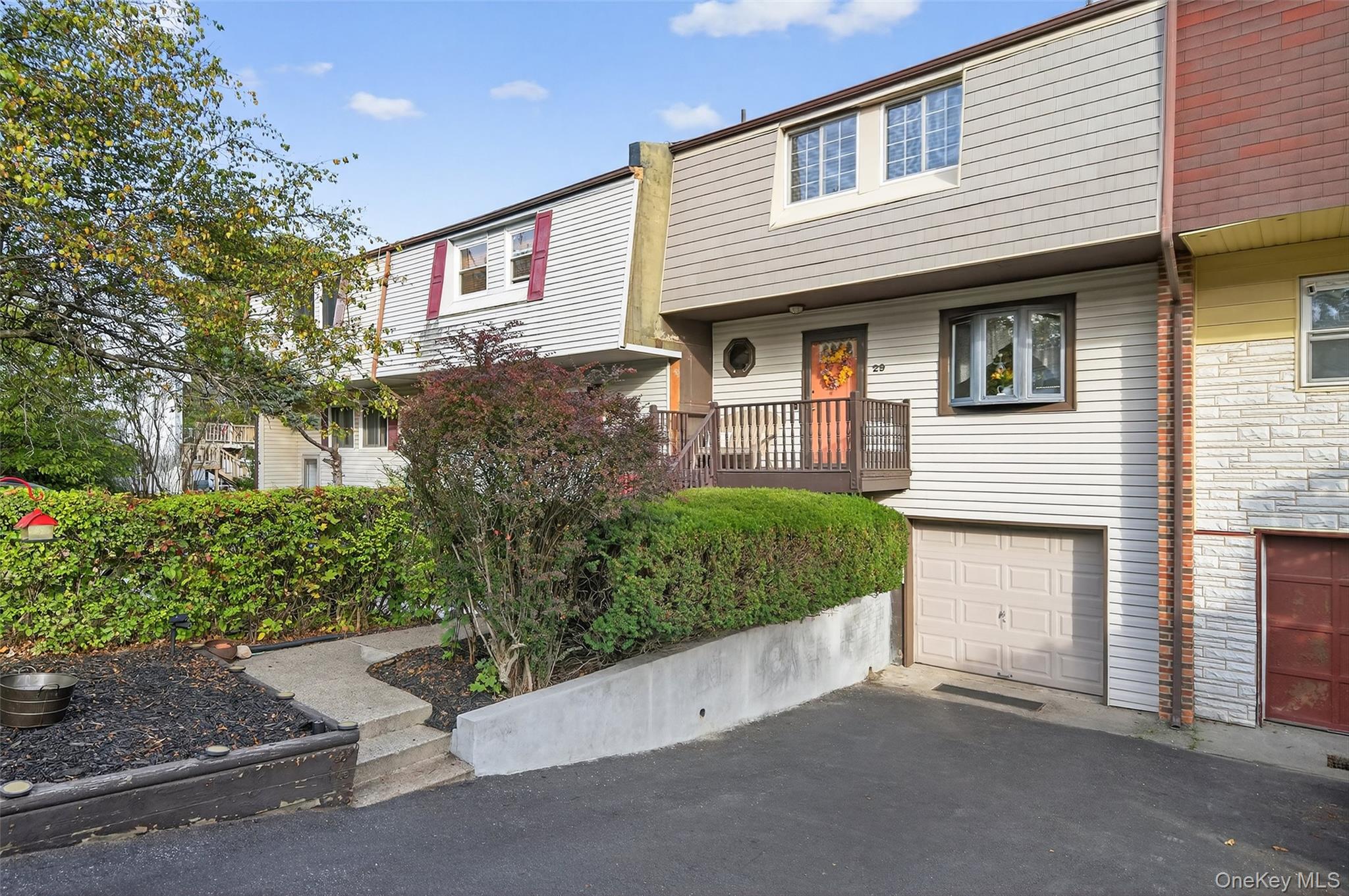 29 Red Barn Lane, Middletown, NY 10940