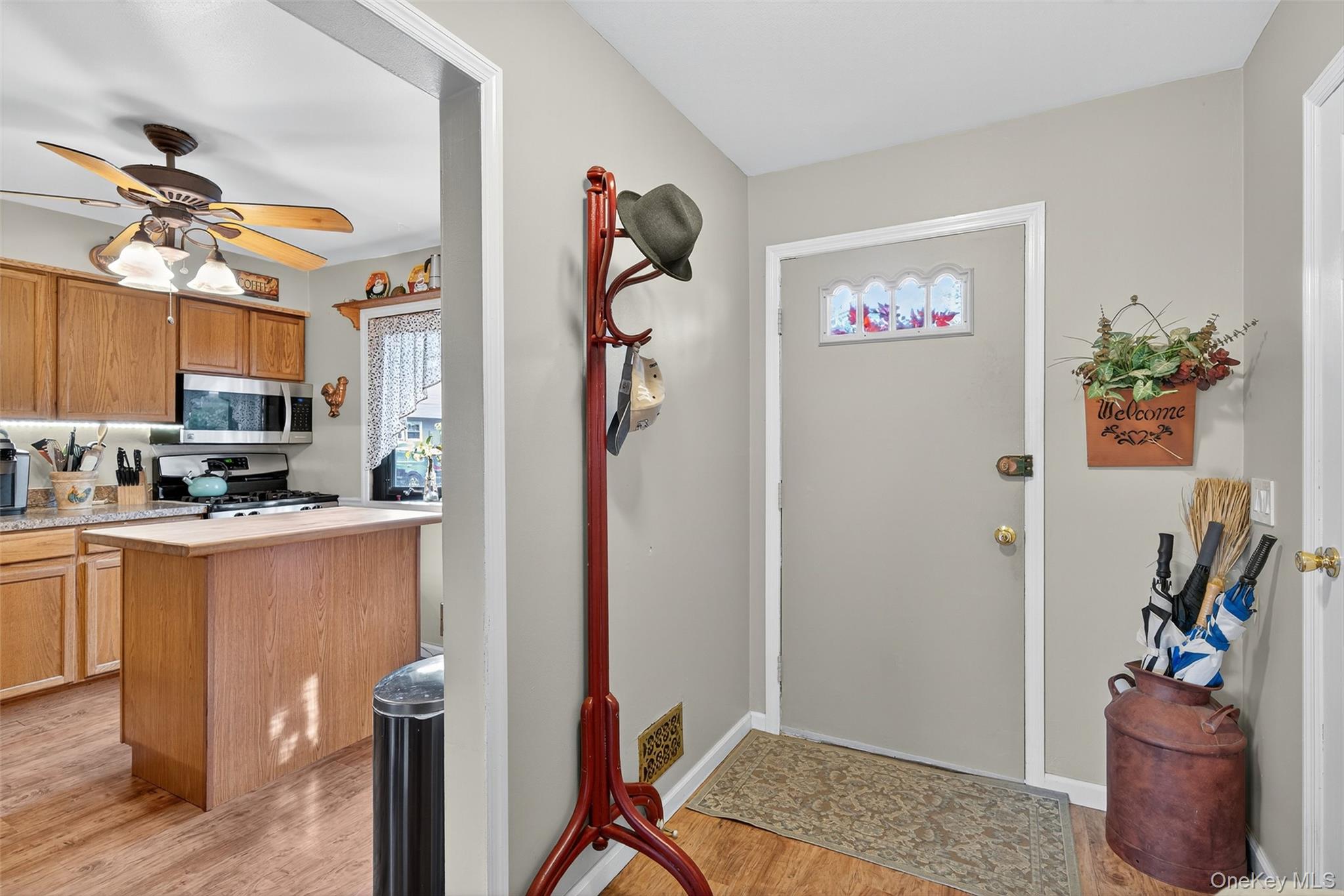 29 Red Barn Lane, Middletown, NY 10940