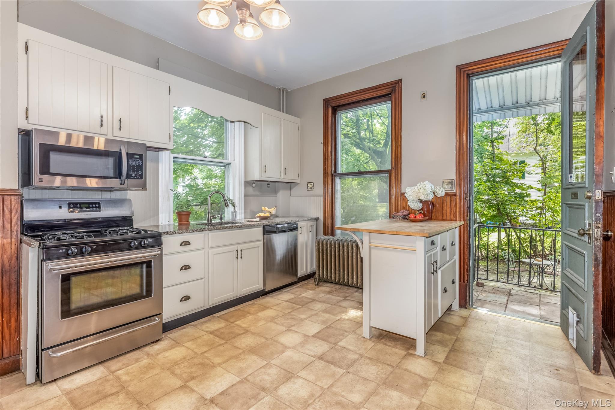 50 Spring Street, Kingston, NY 12401