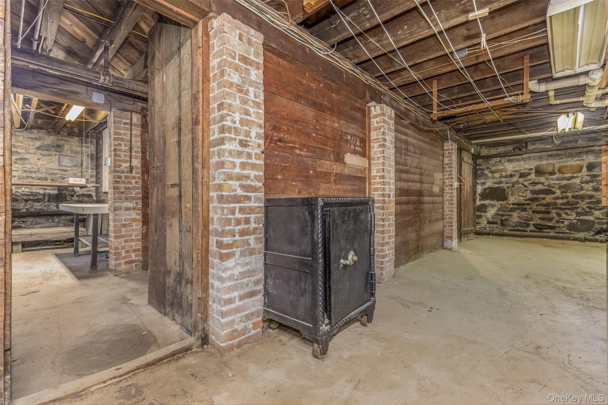 50 Spring Street, Kingston, NY 12401