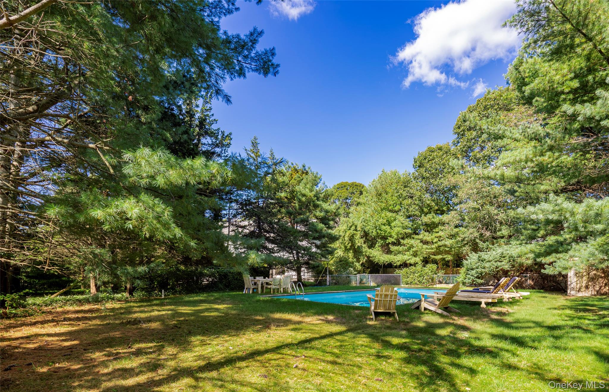 41 Squaw Road, Springs, NY 11937