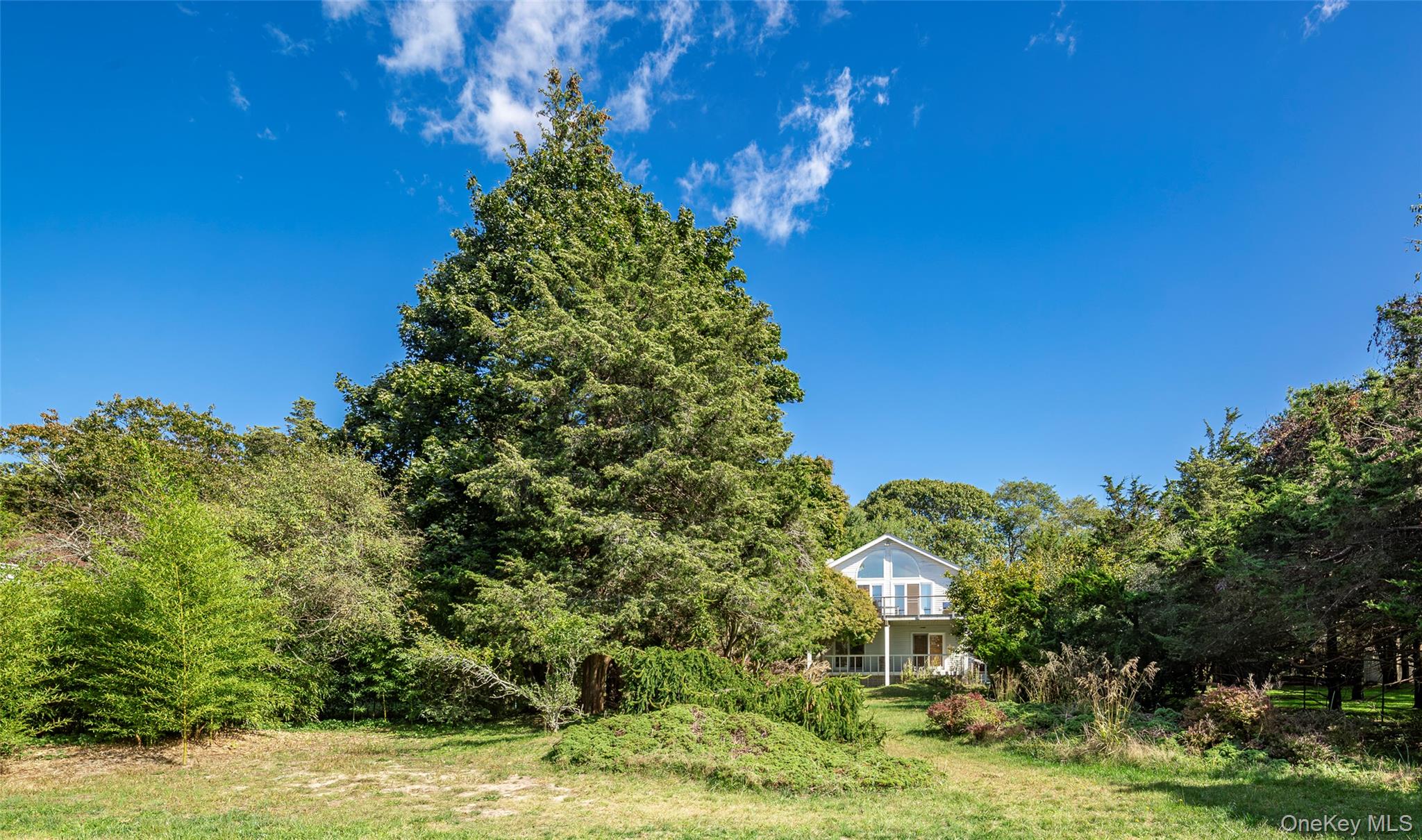 41 Squaw Road, Springs, NY 11937