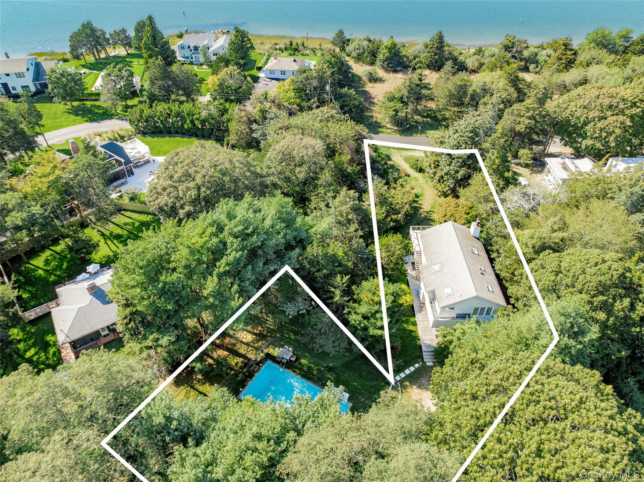 41 Squaw Road, Springs, NY 11937