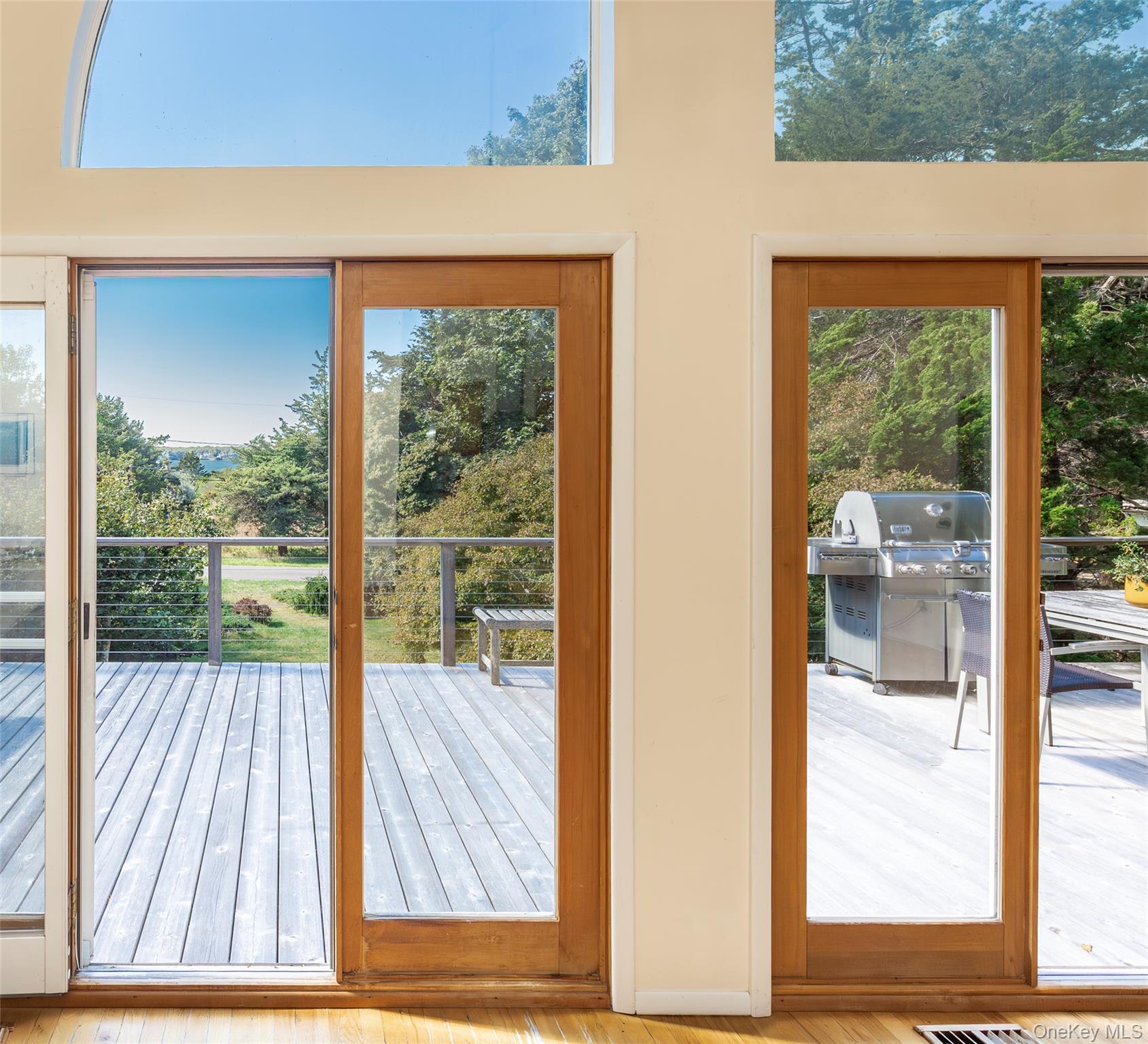 41 Squaw Road, Springs, NY 11937