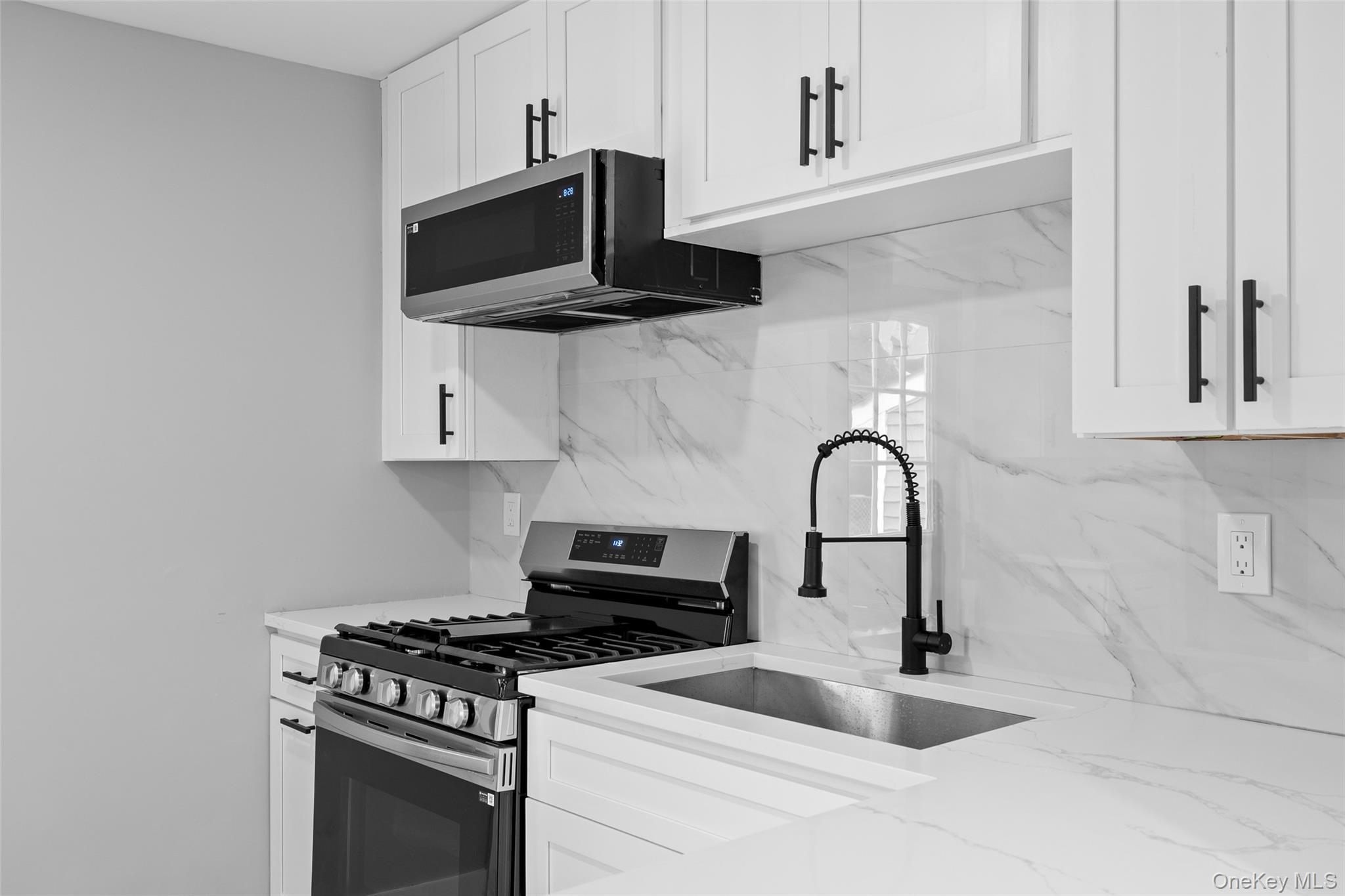 635 Provost Avenue, Bellport, NY 11713