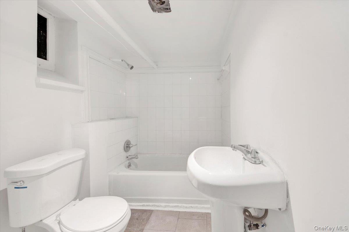 339 Tecumseh Avenue, Mount Vernon, NY 10553