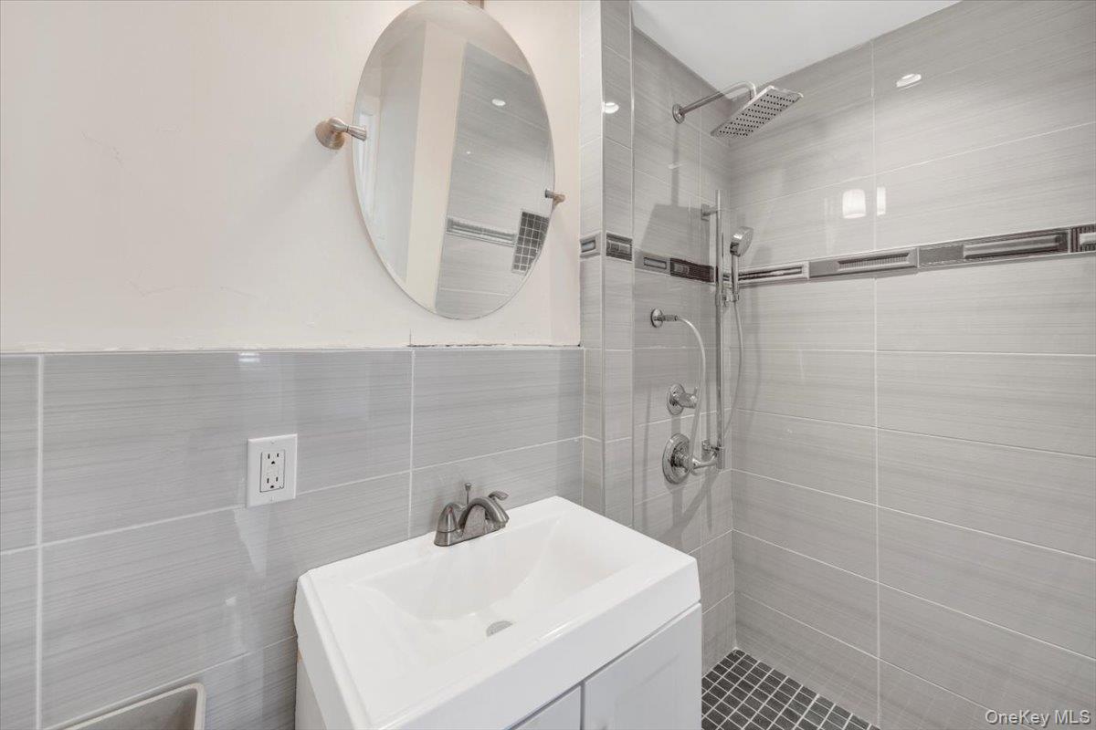 339 Tecumseh Avenue, Mount Vernon, NY 10553