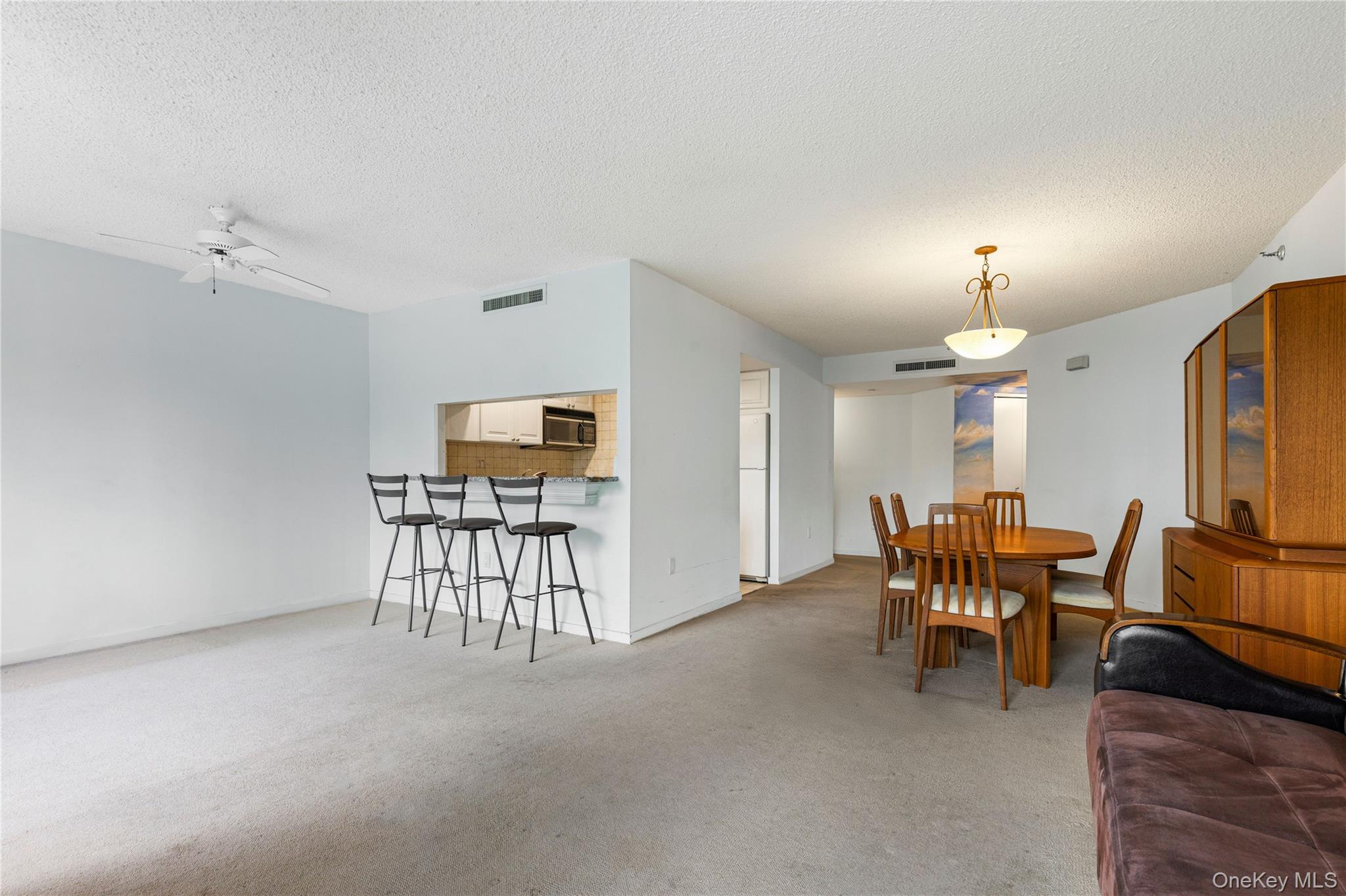 10 Stewart Place # 2AW, White Plains, NY 10603