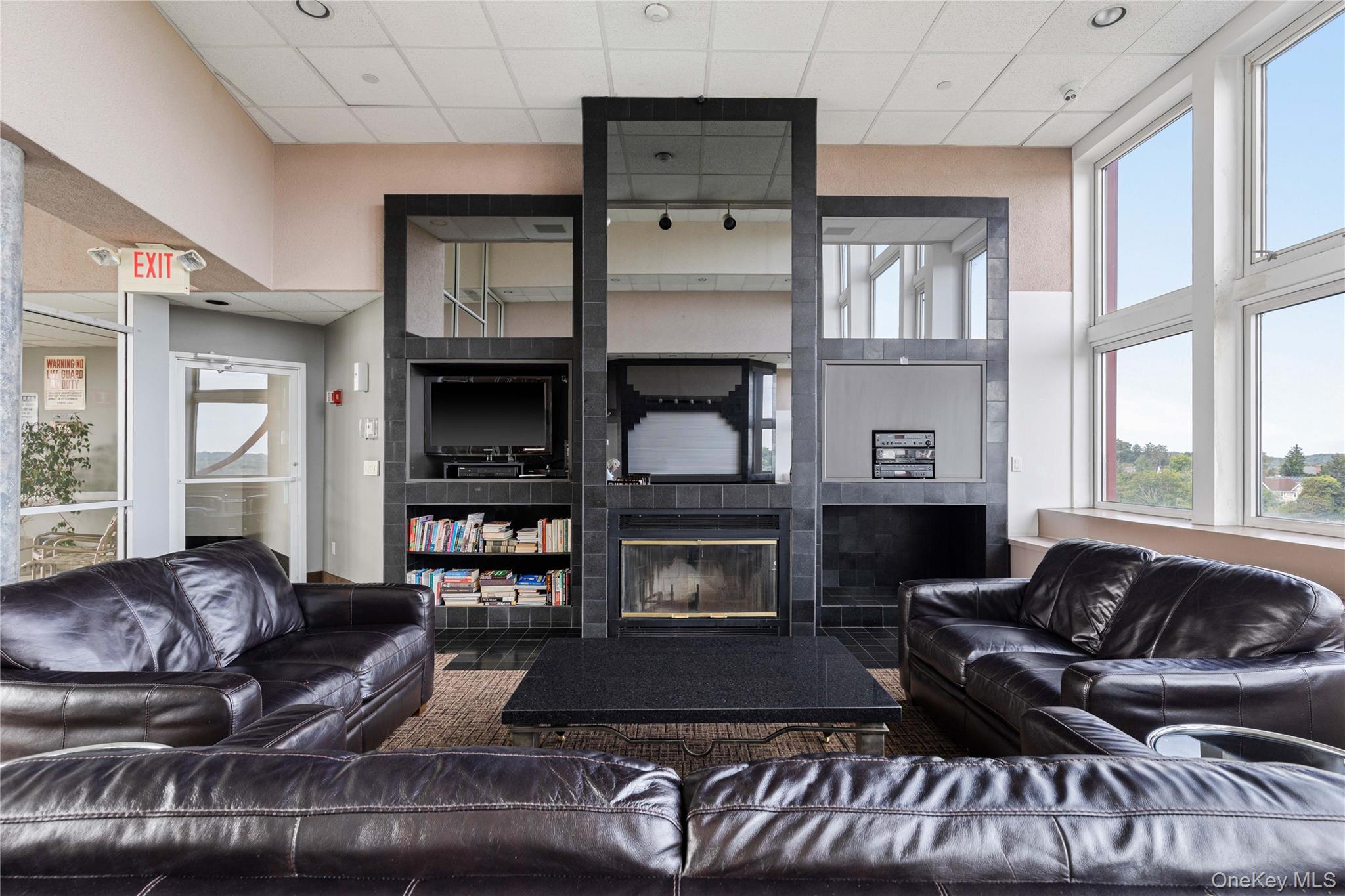 10 Stewart Place # 2AW, White Plains, NY 10603