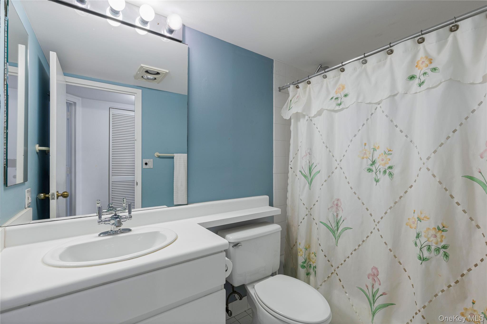 10 Stewart Place # 2AW, White Plains, NY 10603