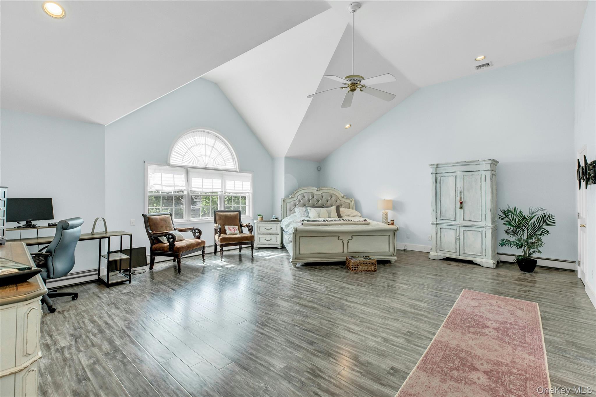 7 Martha Place, Port Jefferson Station, NY 11776