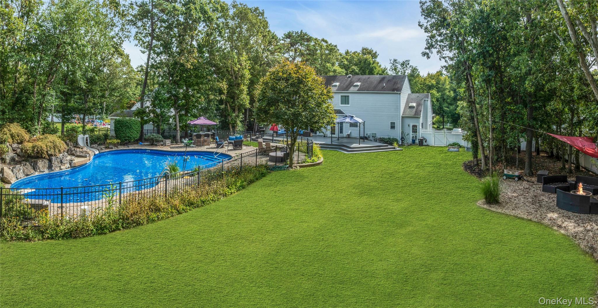 7 Martha Place, Port Jefferson Station, NY 11776