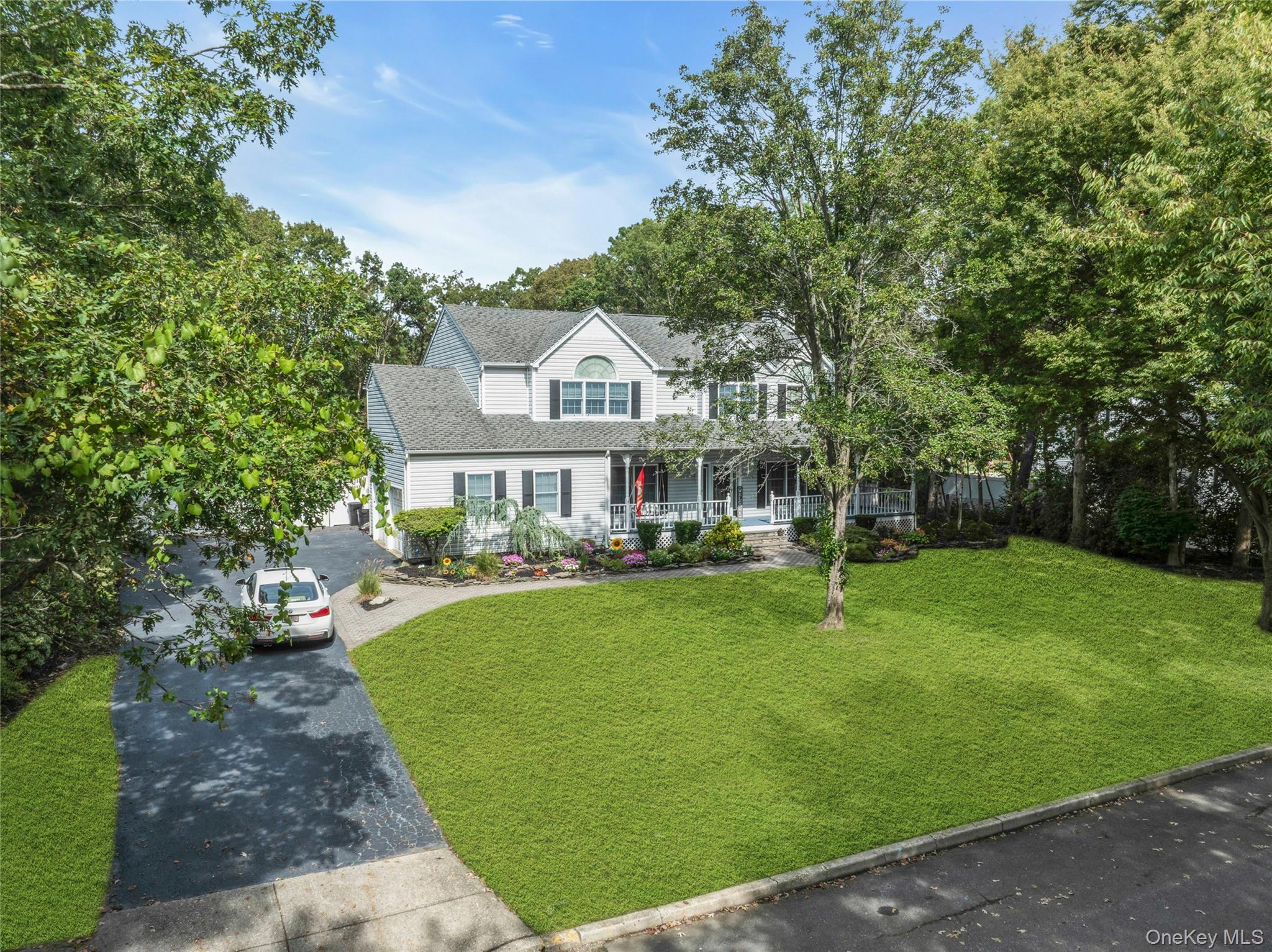 7 Martha Place, Port Jefferson Station, NY 11776