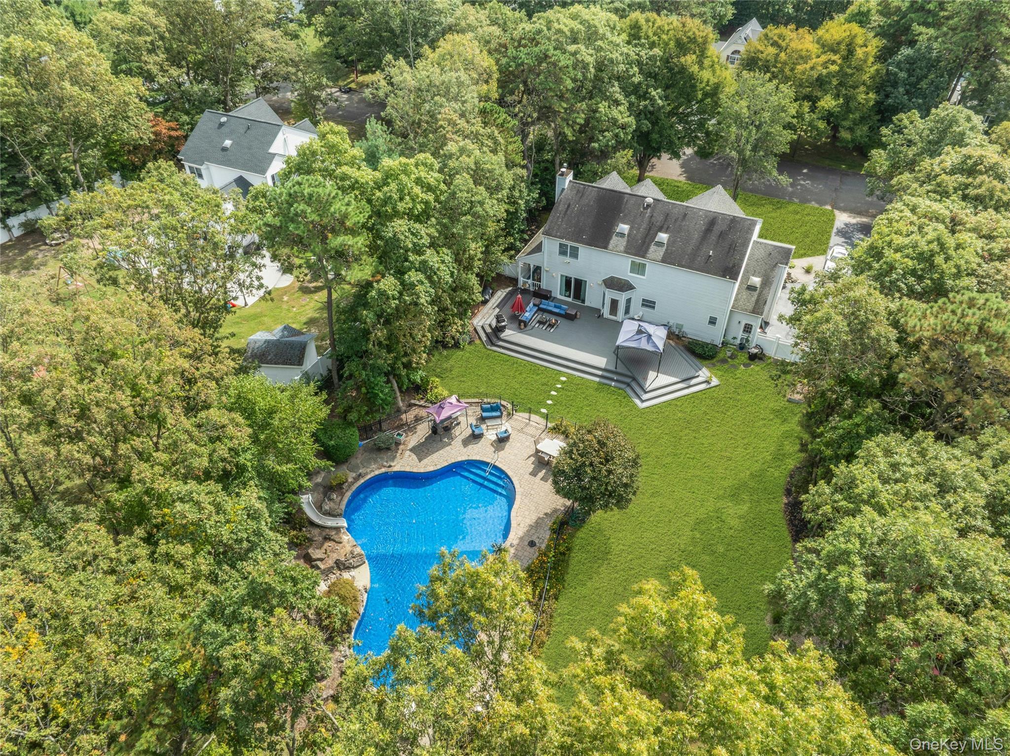 7 Martha Place, Port Jefferson Station, NY 11776