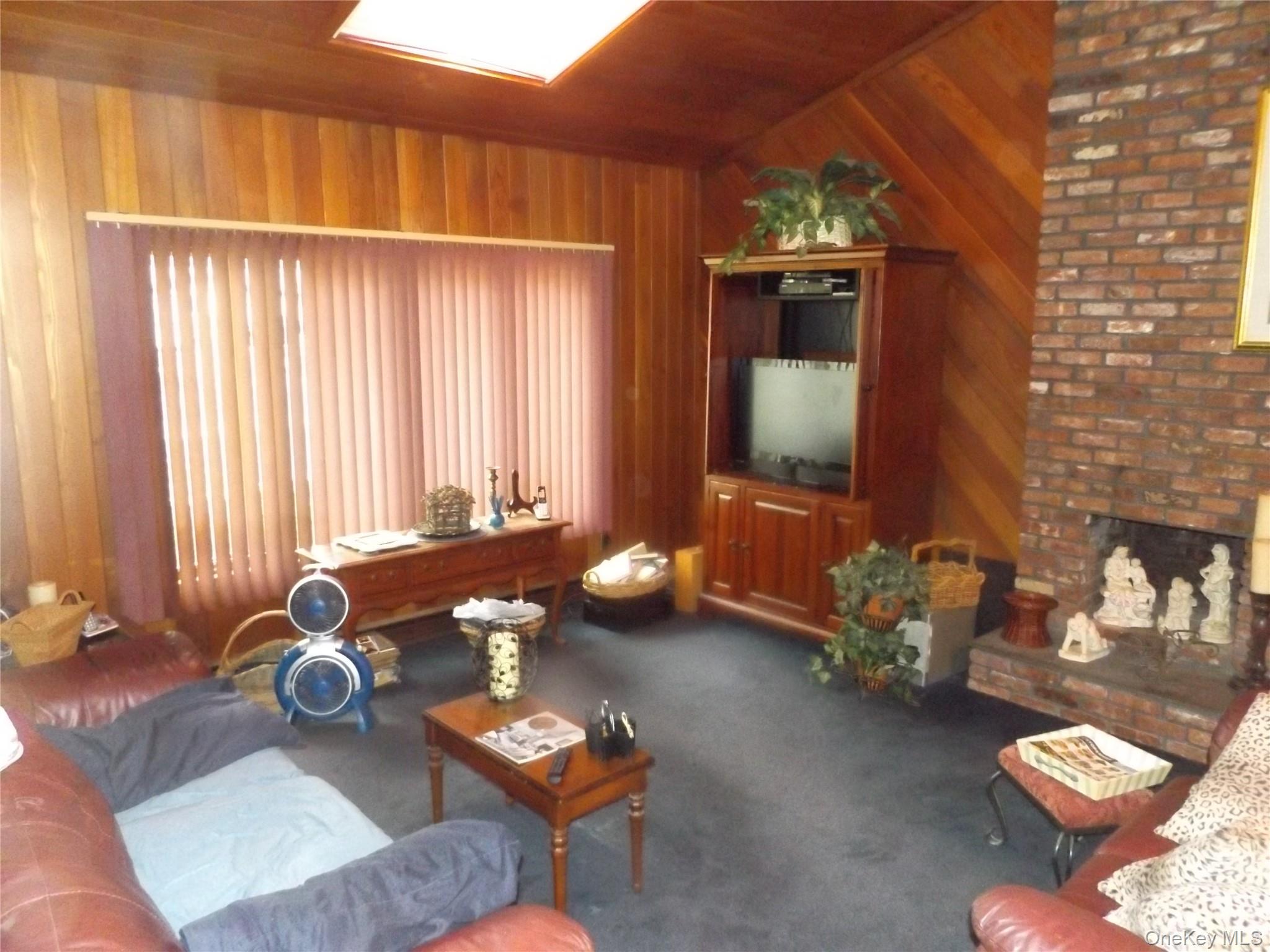 56 Rose Street, Smithtown, NY 11787