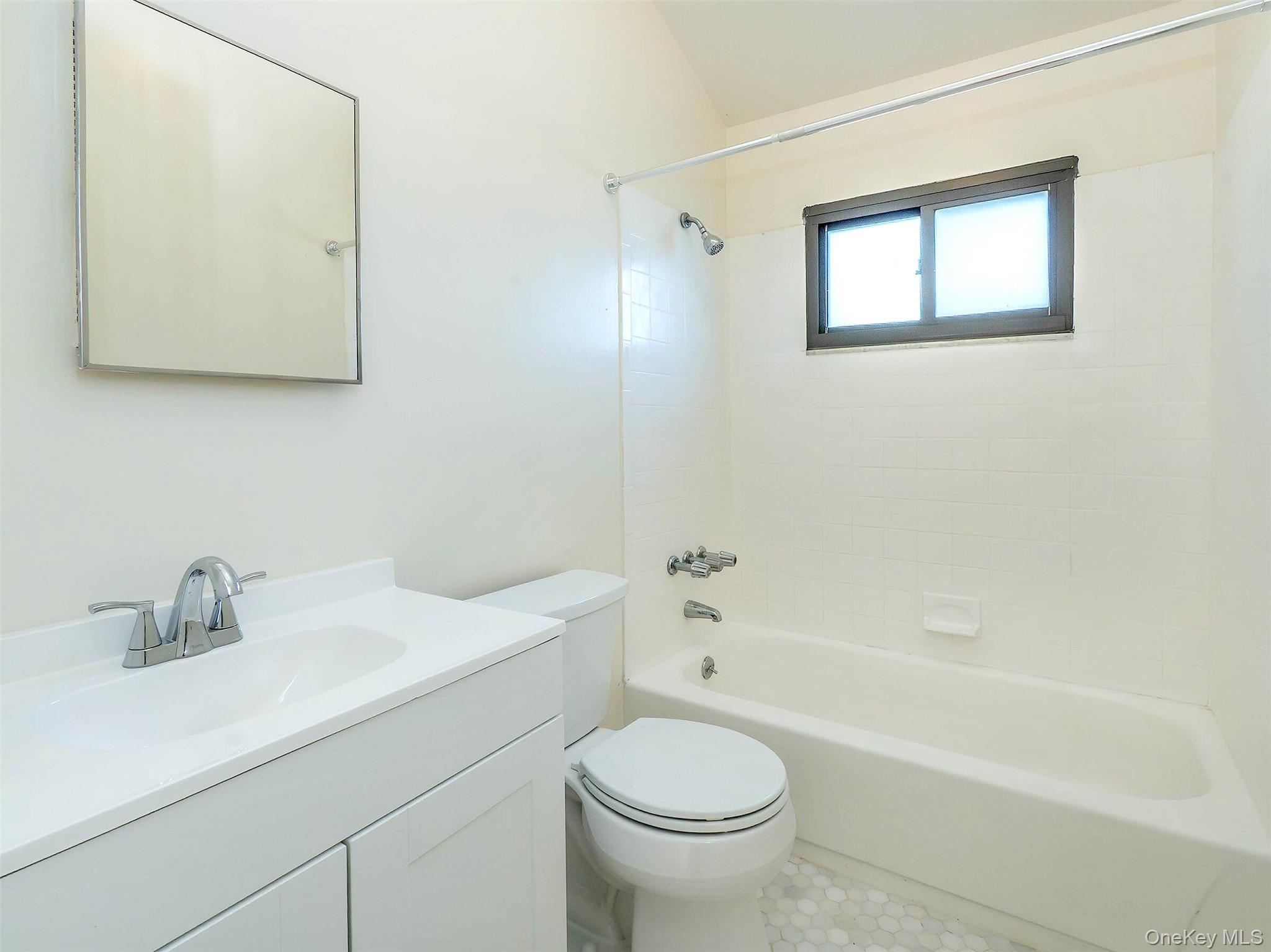 47B Marwood Road N, Port Washington, NY 11050