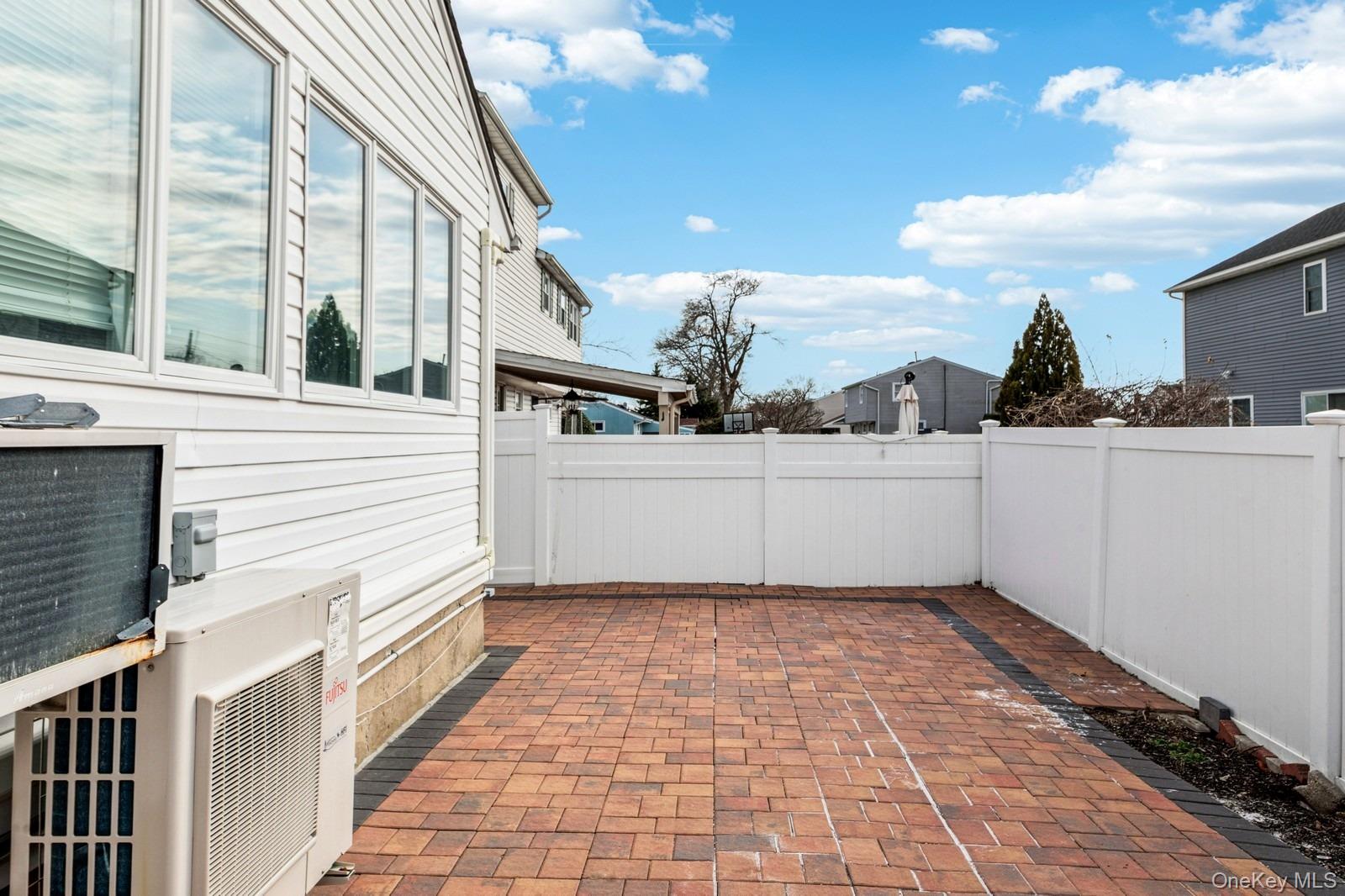 204 Broadway, Massapequa Park, NY 11762