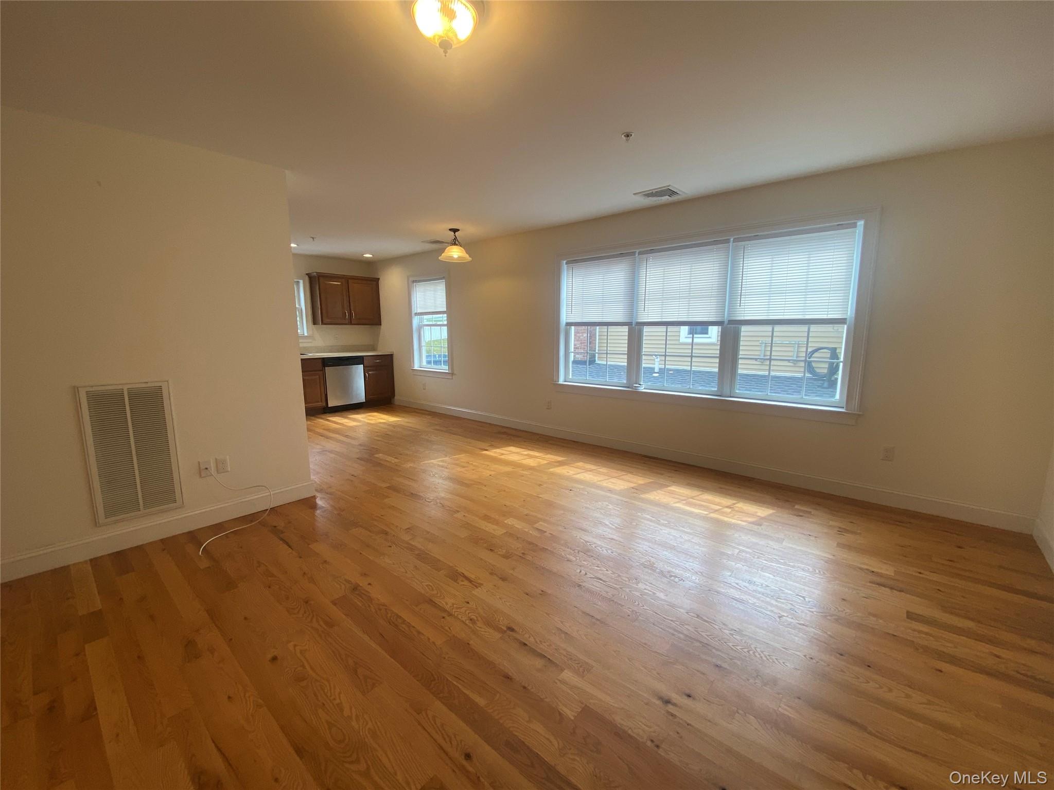 29 N Main Street, Florida, NY 10921