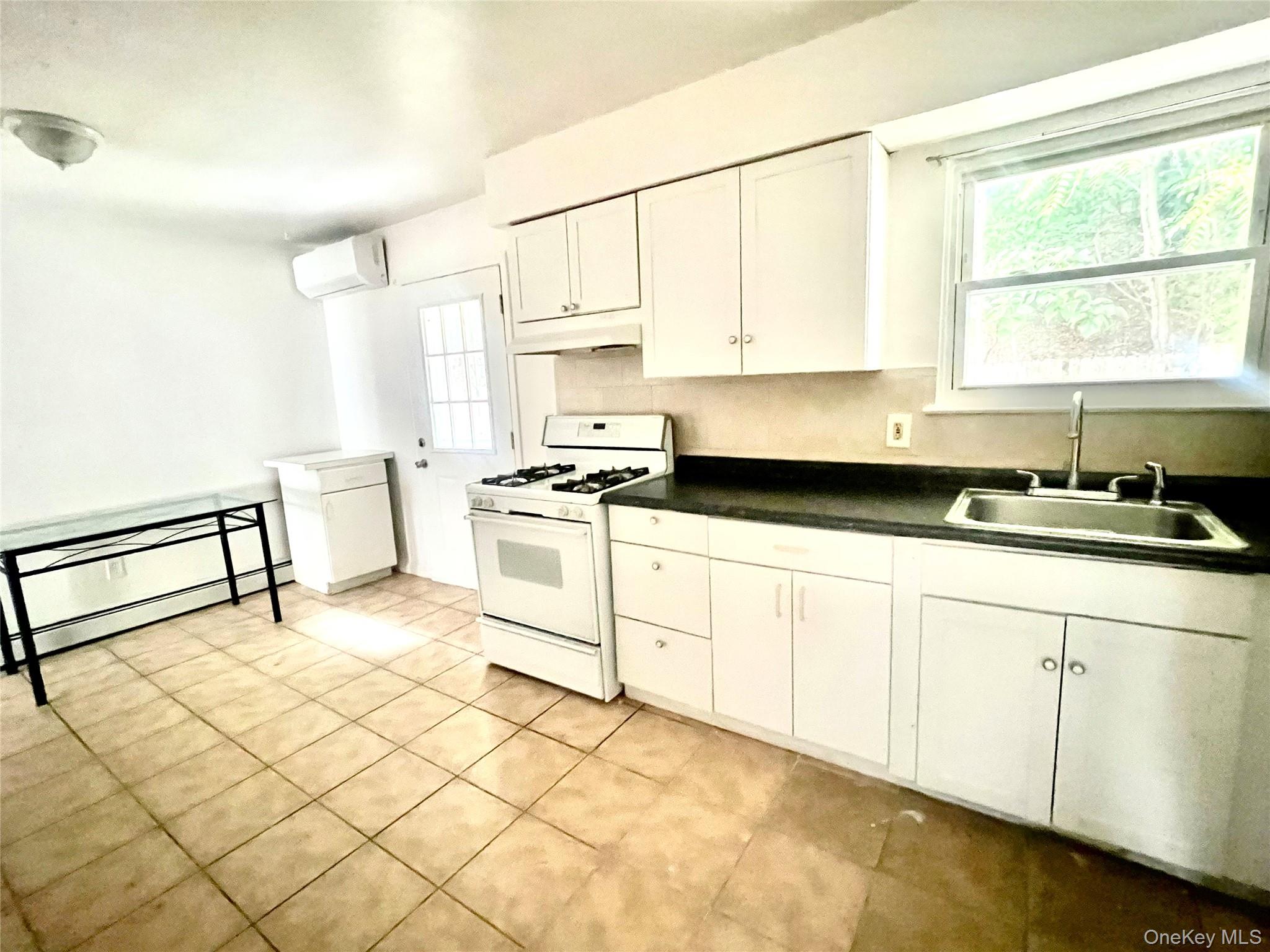 92 Sheffield Drive, Middletown, NY 10940