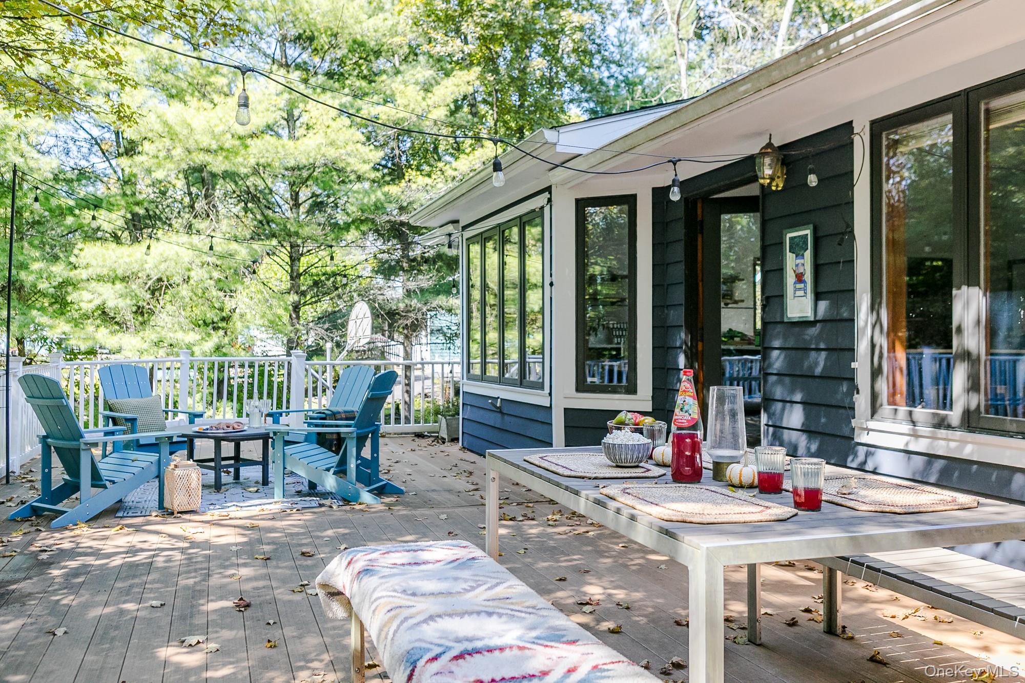 2 Romney Way, Stone Ridge, NY 12419