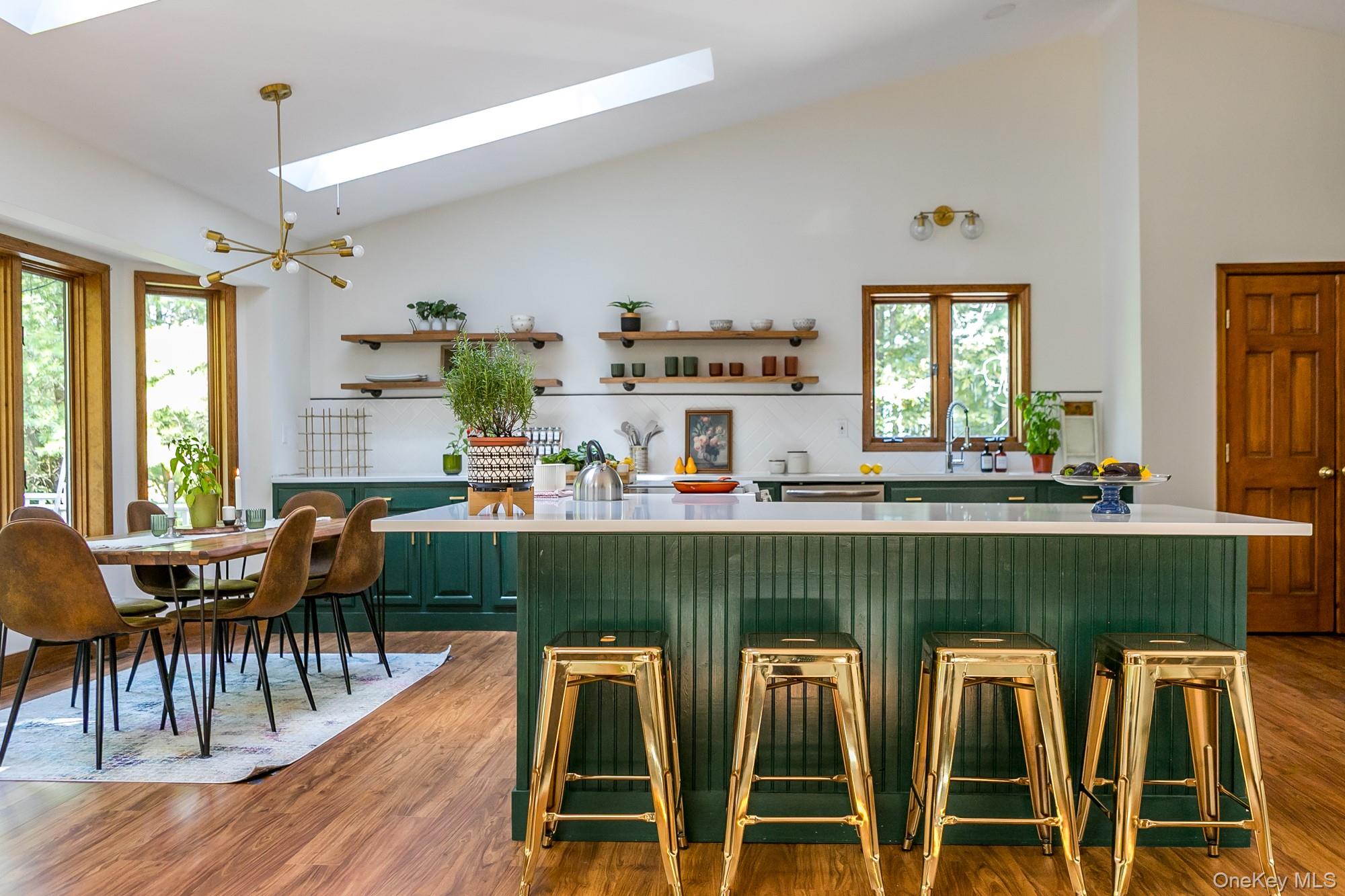 2 Romney Way, Stone Ridge, NY 12419