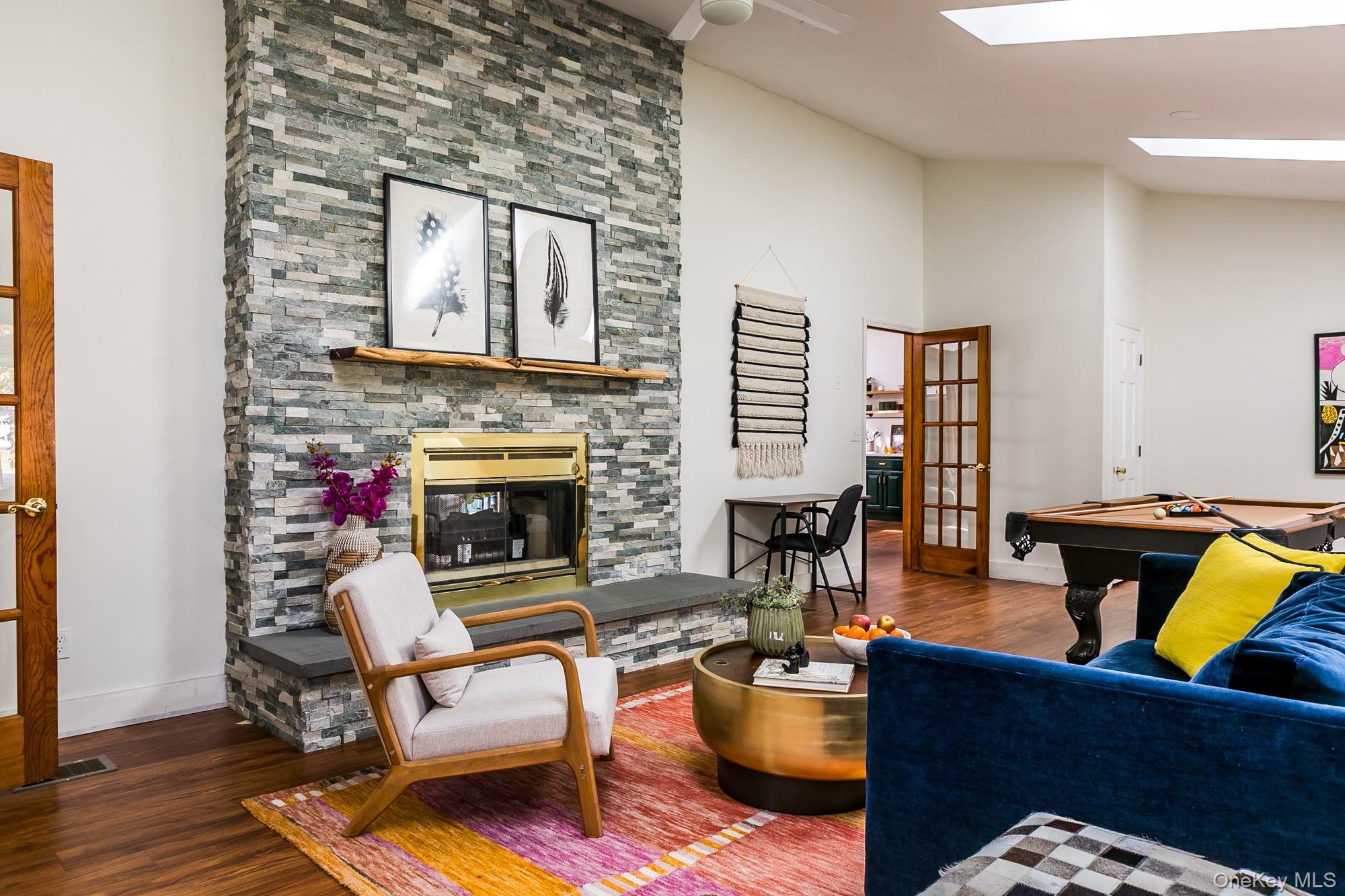 2 Romney Way, Stone Ridge, NY 12419