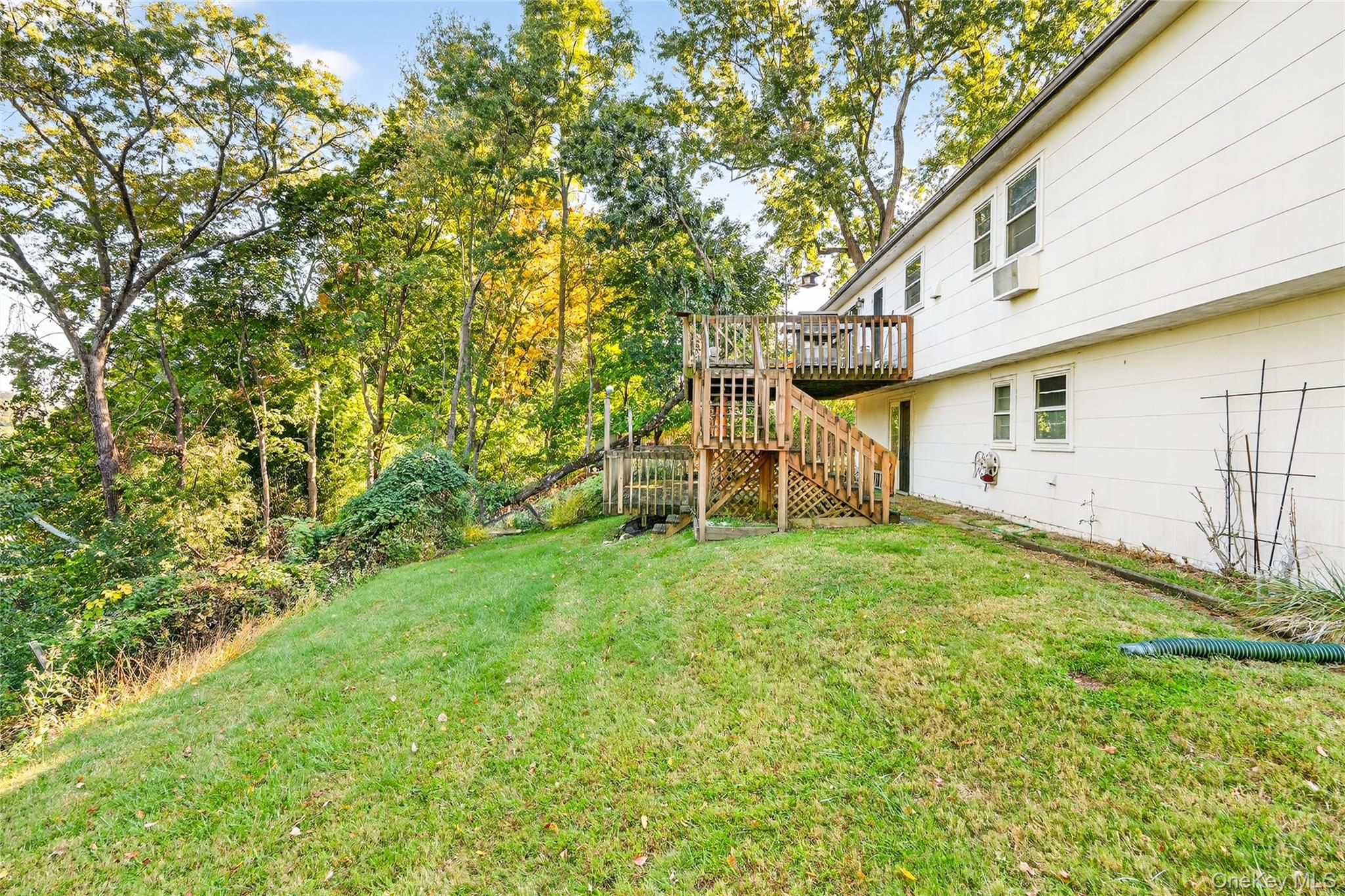 9 Oakwood Lane, Thiells, NY 10984