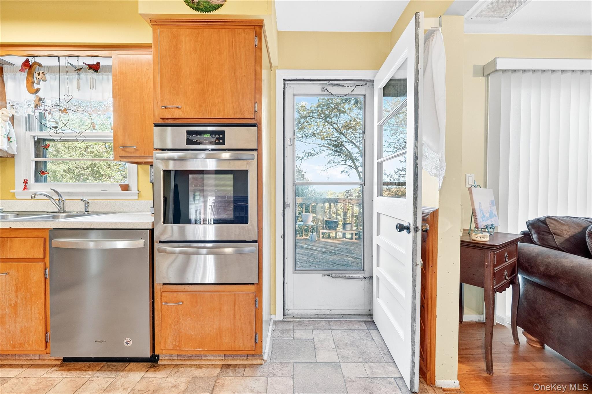 9 Oakwood Lane, Thiells, NY 10984