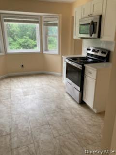 1455 E Forks Road, Bay Shore, NY 11706