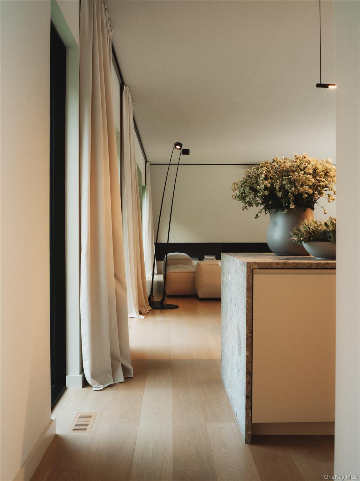 96 Godfrey Lane, Huntington, NY 11743