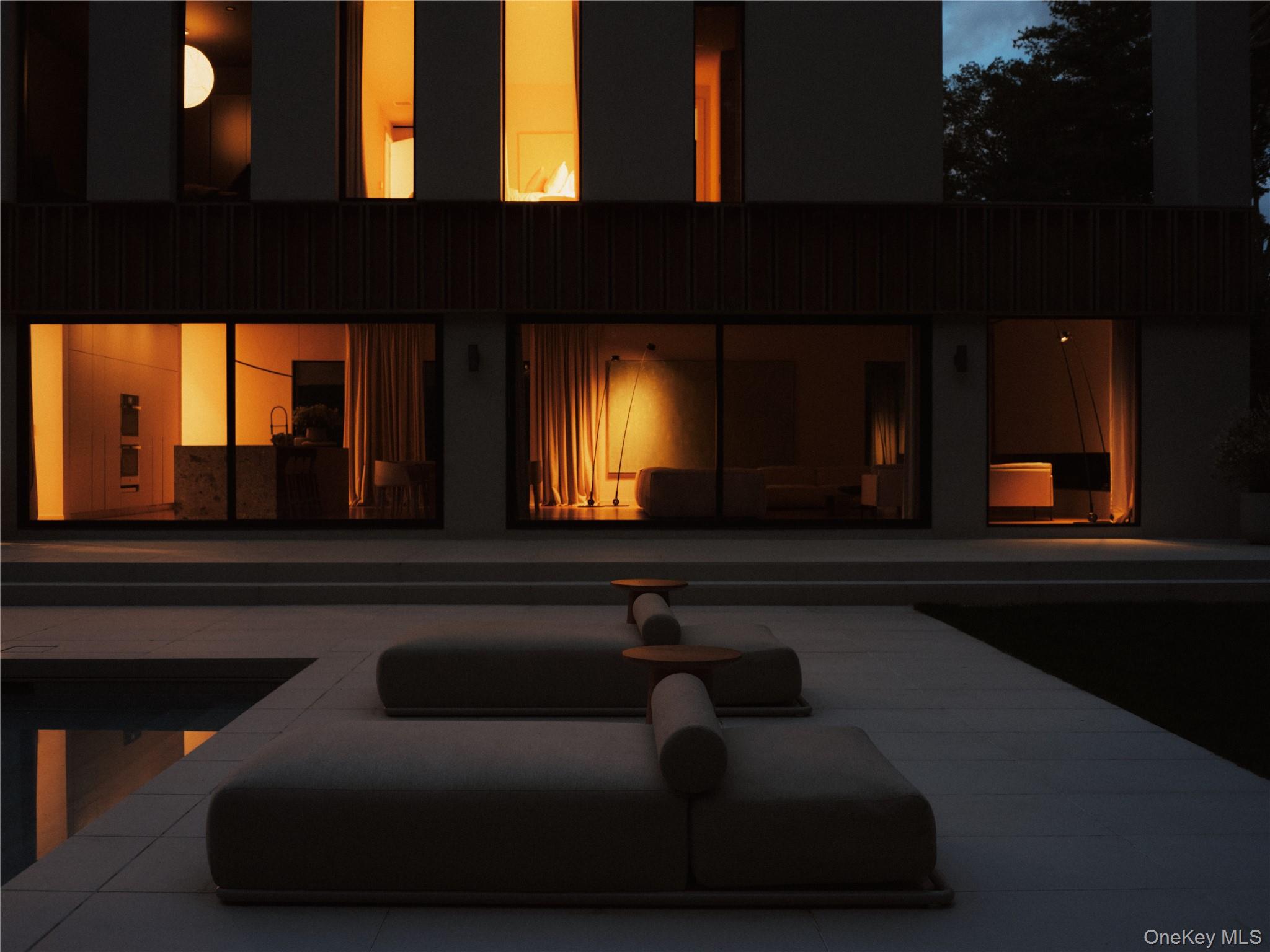 96 Godfrey Lane, Huntington, NY 11743