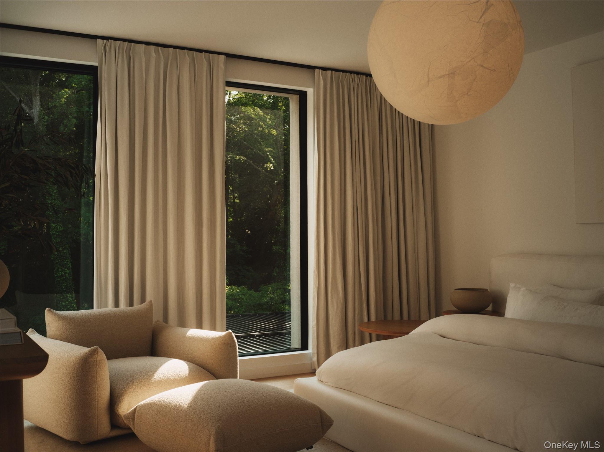 96 Godfrey Lane, Huntington, NY 11743