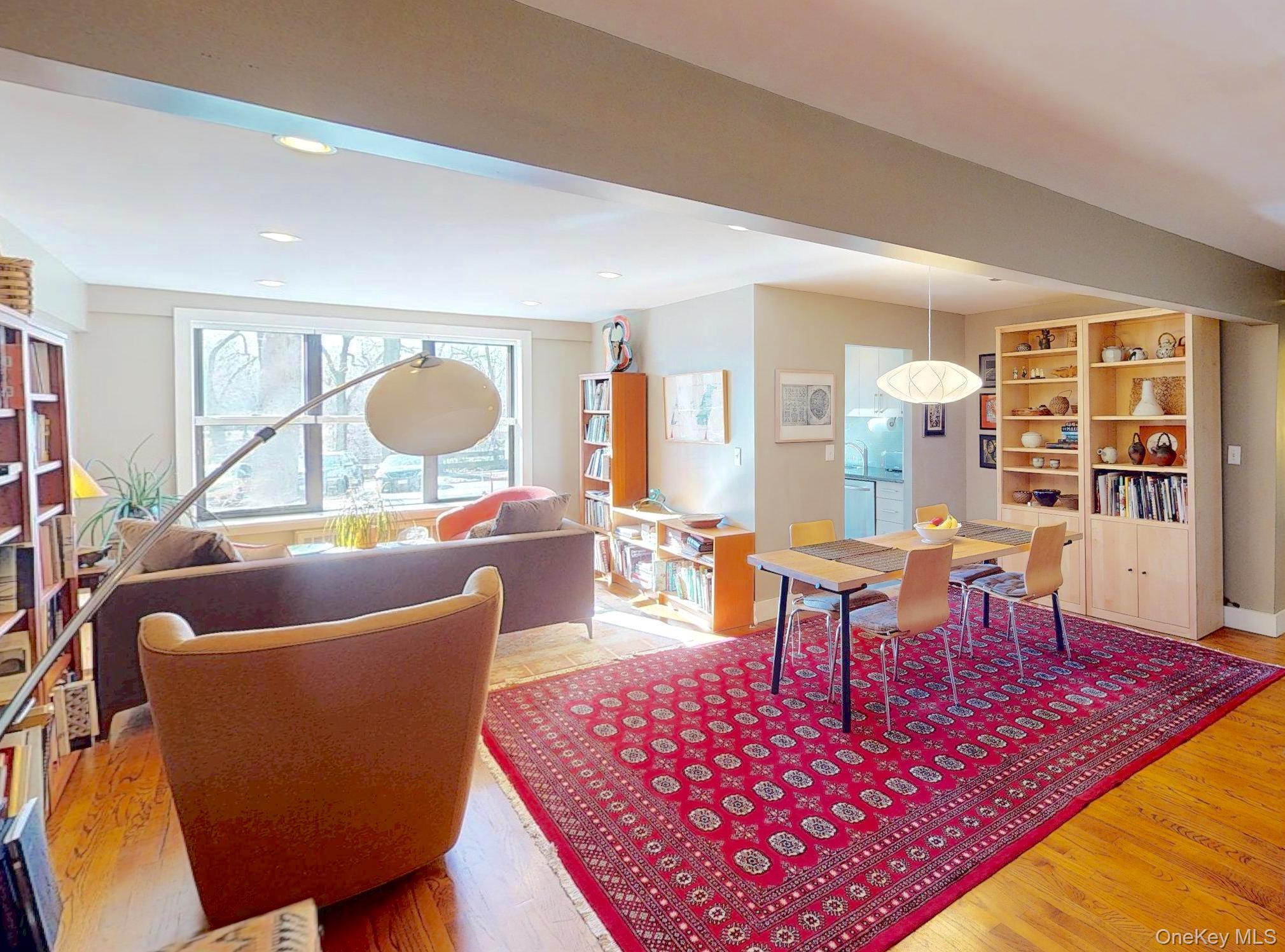 2244 Bronx Park E # 1B, Bronx, NY 10467