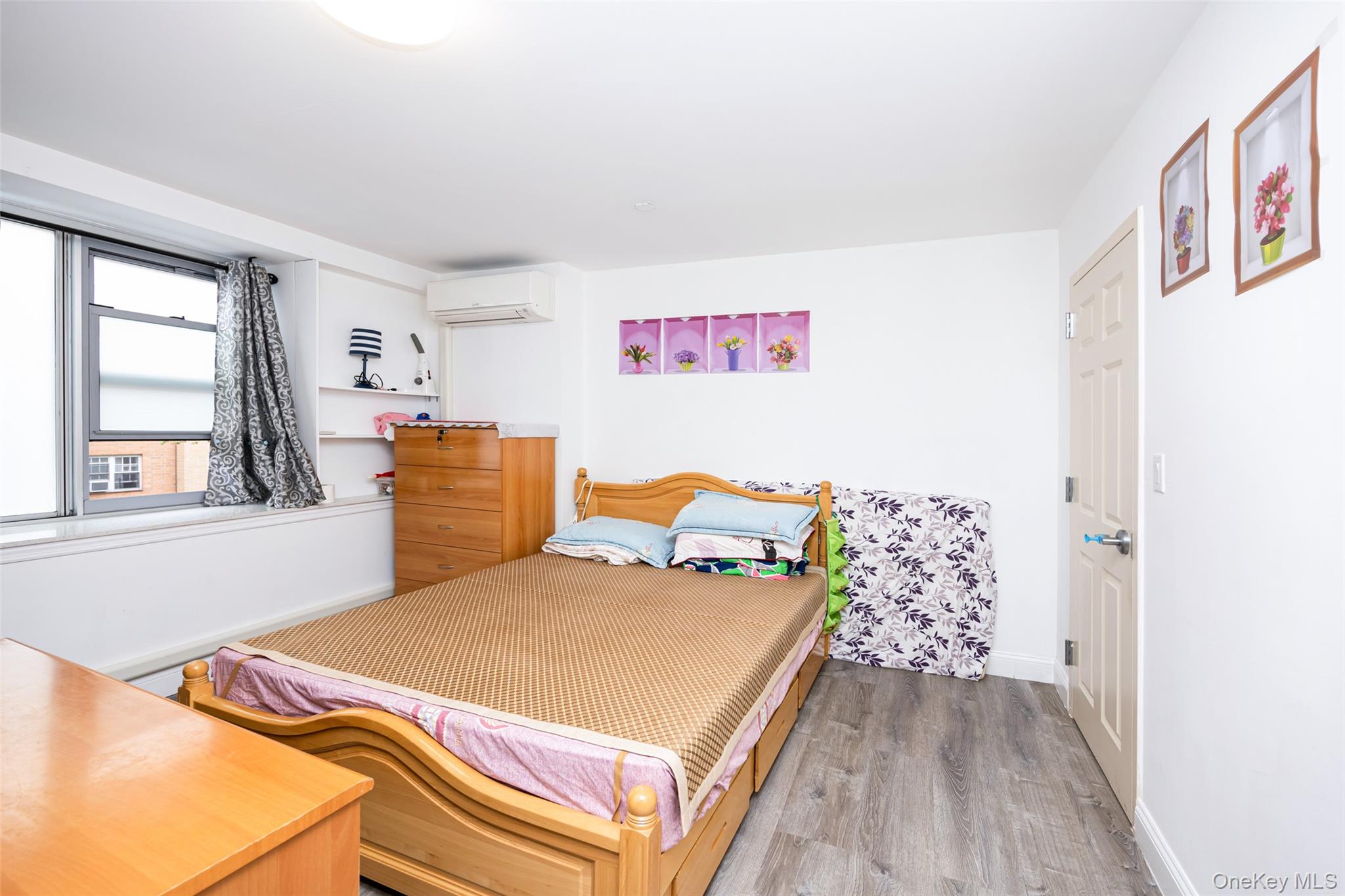 4317 Union Street # 4E, Flushing, NY 11355