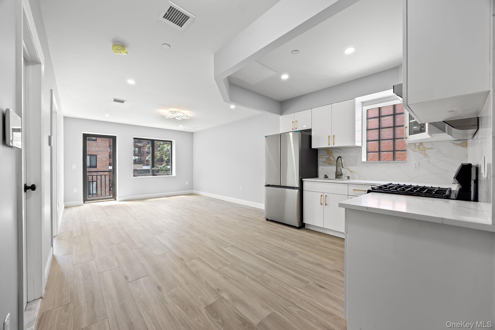 13225 41st Avenue # 3A, Flushing, NY 11355