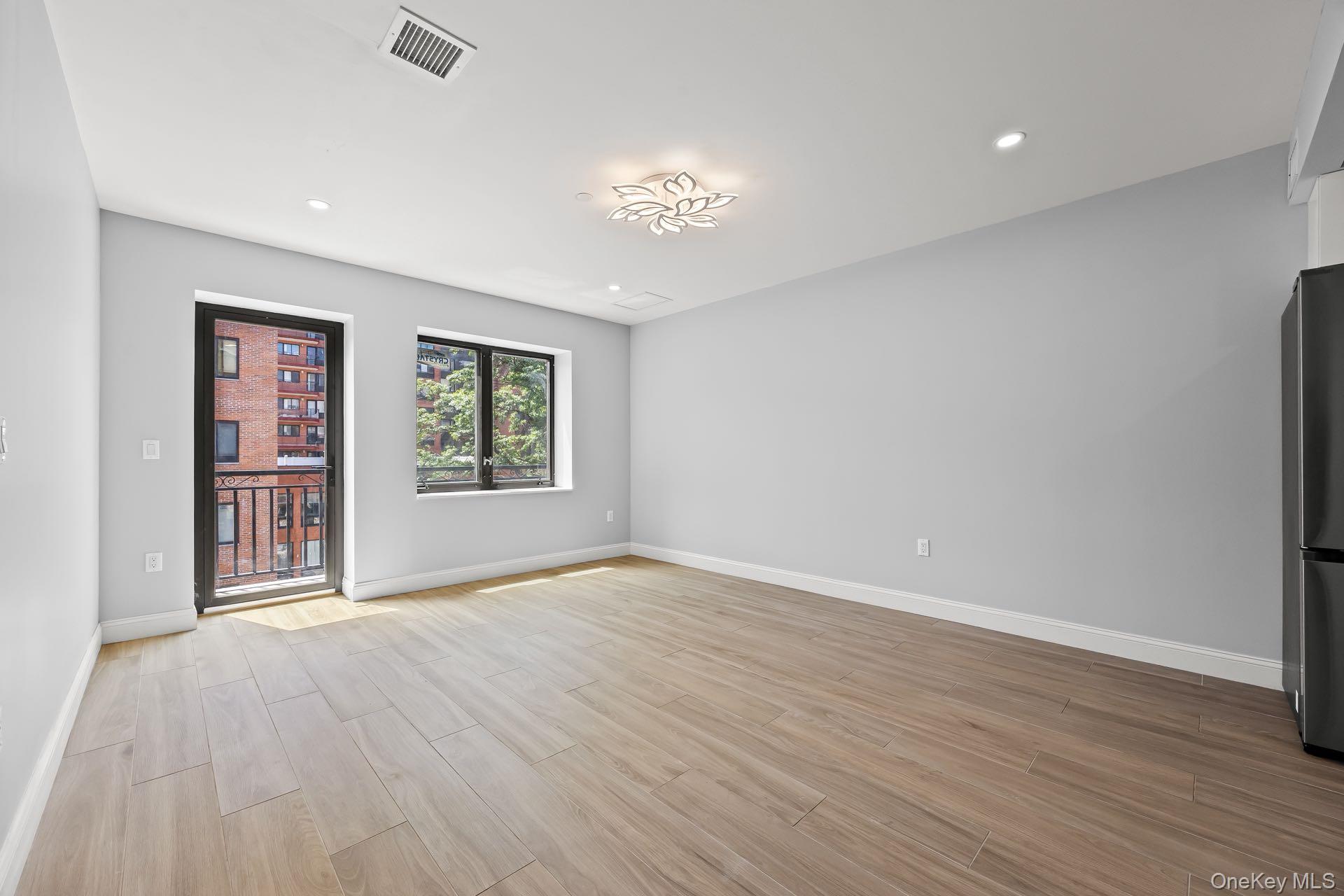 13225 41st Avenue # 3A, Flushing, NY 11355