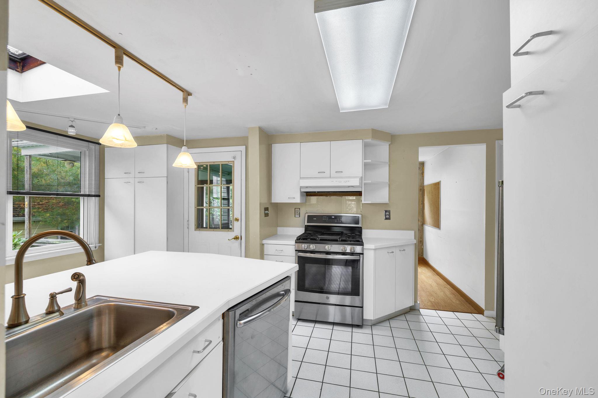 727 Route 17M, Middletown, NY 10940