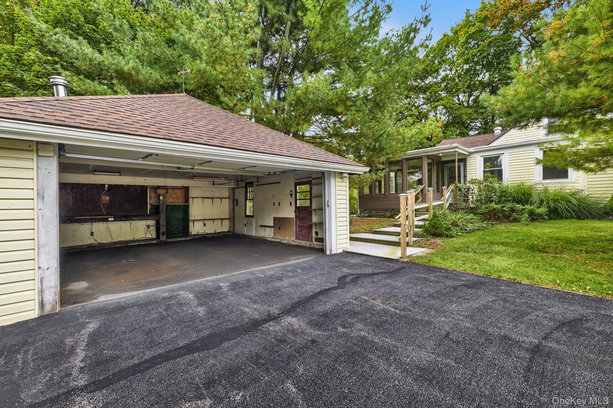 727 Route 17M, Middletown, NY 10940