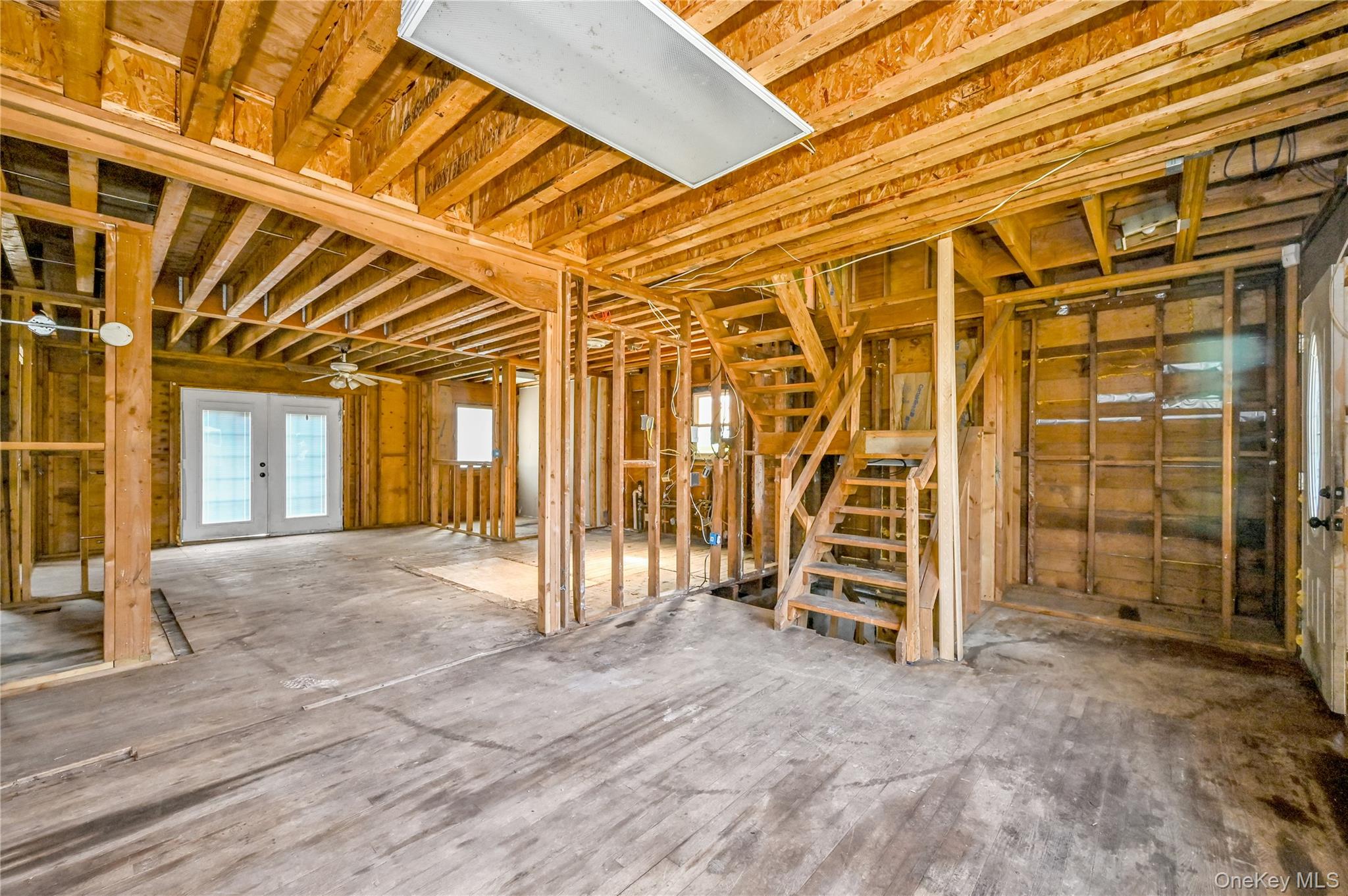 52 Kuhl Avenue, Hicksville, NY 11801