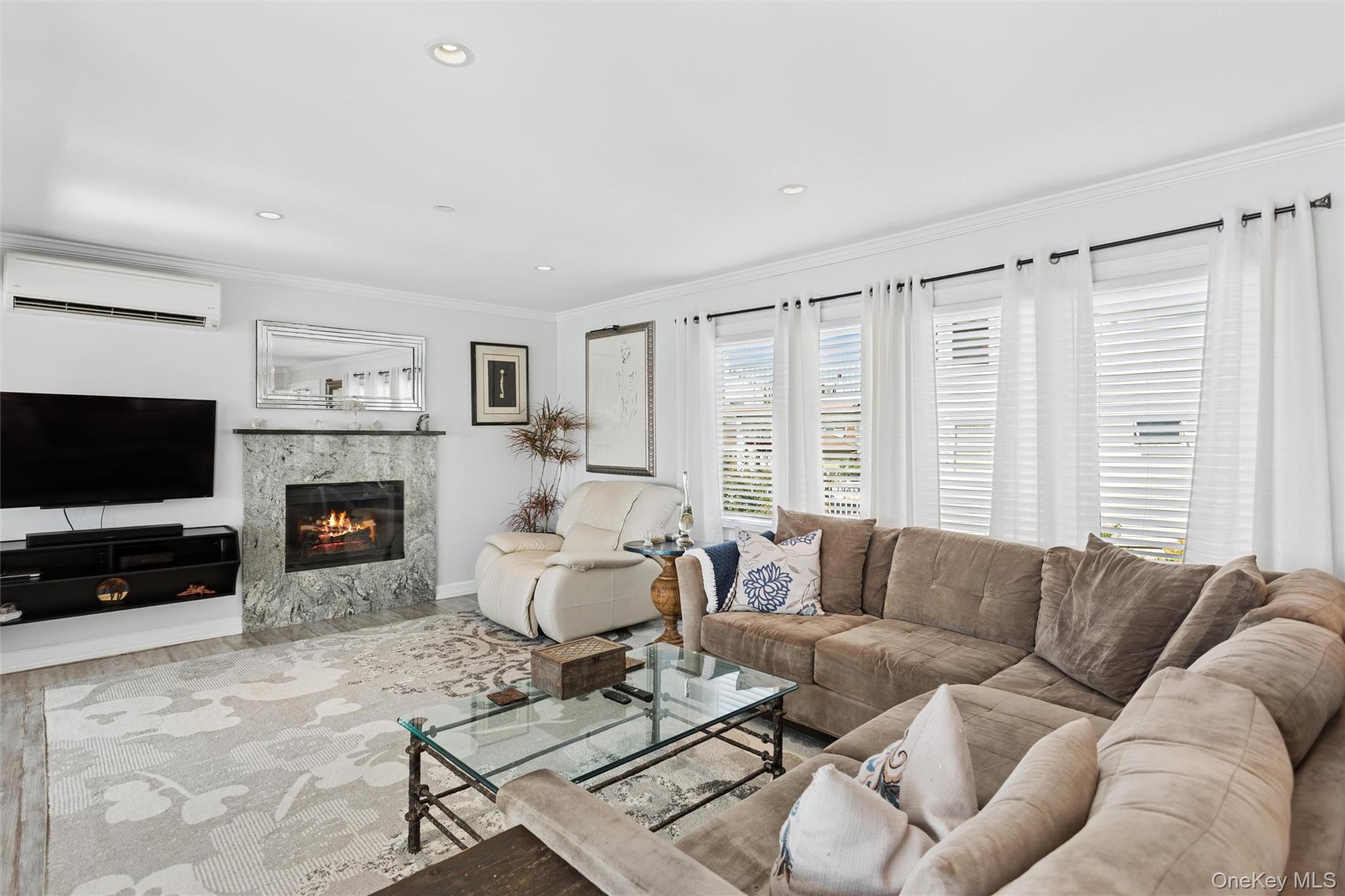 210 Saratoga Boulevard, Island Park, NY 11558