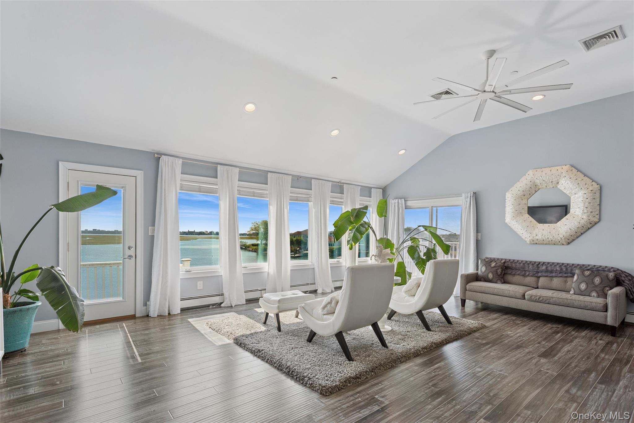 210 Saratoga Boulevard, Island Park, NY 11558