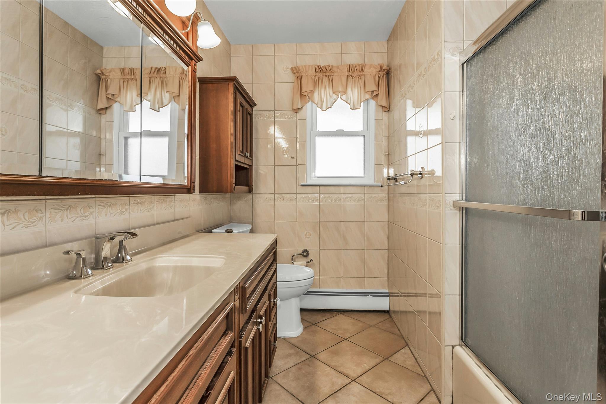 708 Salisbury Park Drive, Westbury, NY 11590